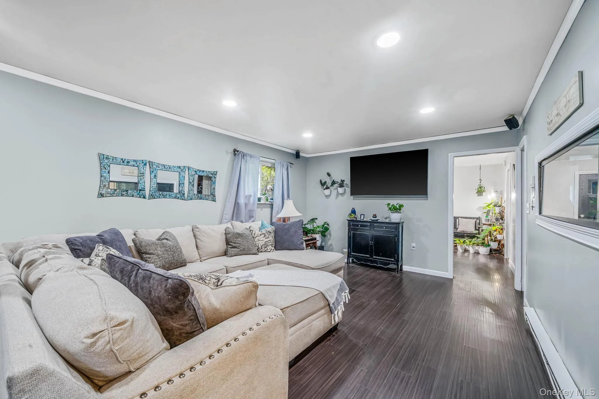 37 Main Avenue, Brookhaven, NY, 4 Bedrooms Bedrooms, 8 Rooms Rooms,2 BathroomsBathrooms,Residential,For Rent,Main,0,1037709 37 Main Avenue, Brookhaven, NY, 4 Bedrooms Bedrooms, 8 Rooms Rooms,2 BathroomsBathrooms,Residential,For Rent,Main,0,1037709