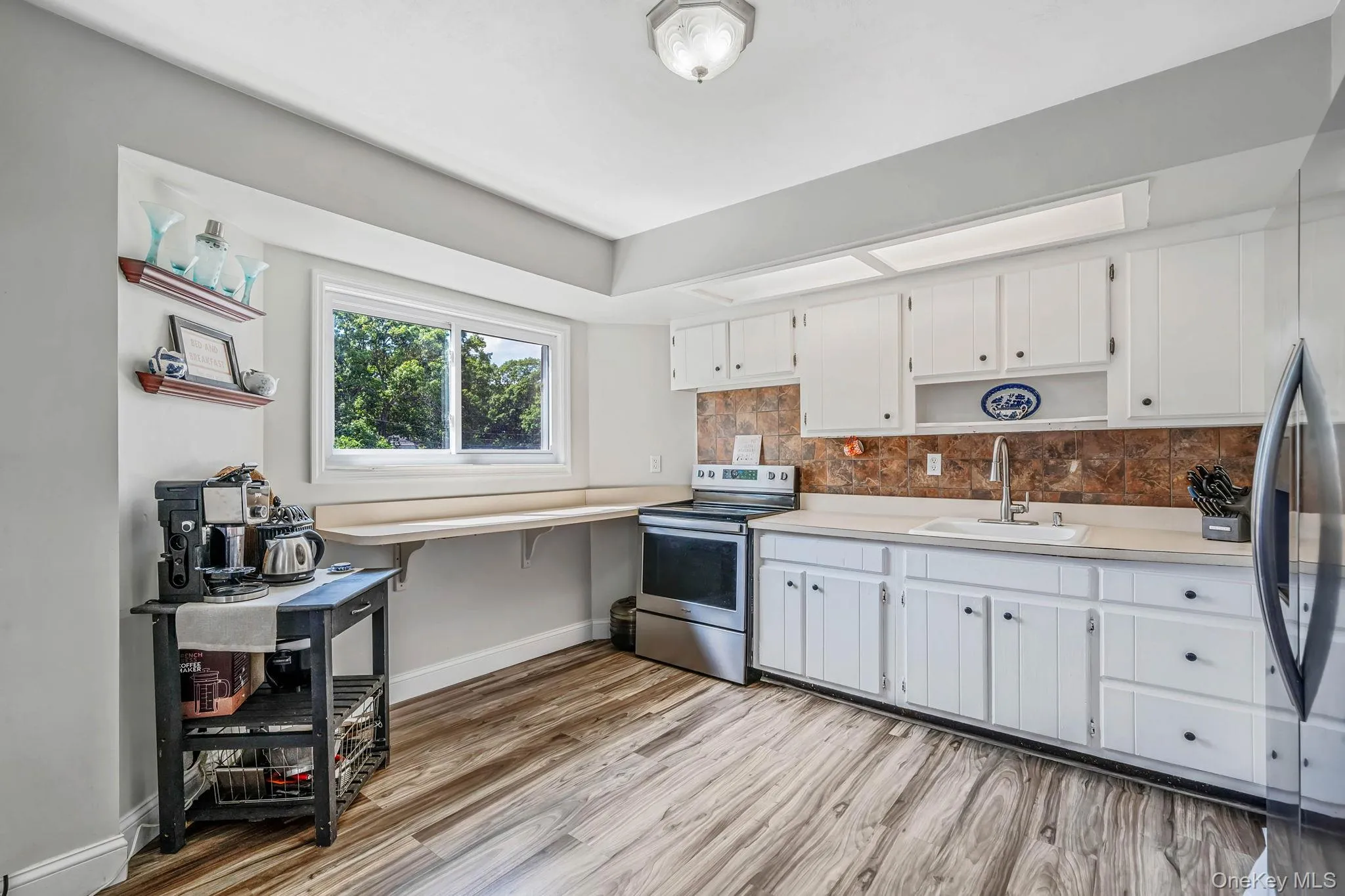 37 Main Avenue, Brookhaven, NY, 4 Bedrooms Bedrooms, 8 Rooms Rooms,2 BathroomsBathrooms,Residential,For Rent,Main,0,1037709 37 Main Avenue, Brookhaven, NY, 4 Bedrooms Bedrooms, 8 Rooms Rooms,2 BathroomsBathrooms,Residential,For Rent,Main,0,1037709