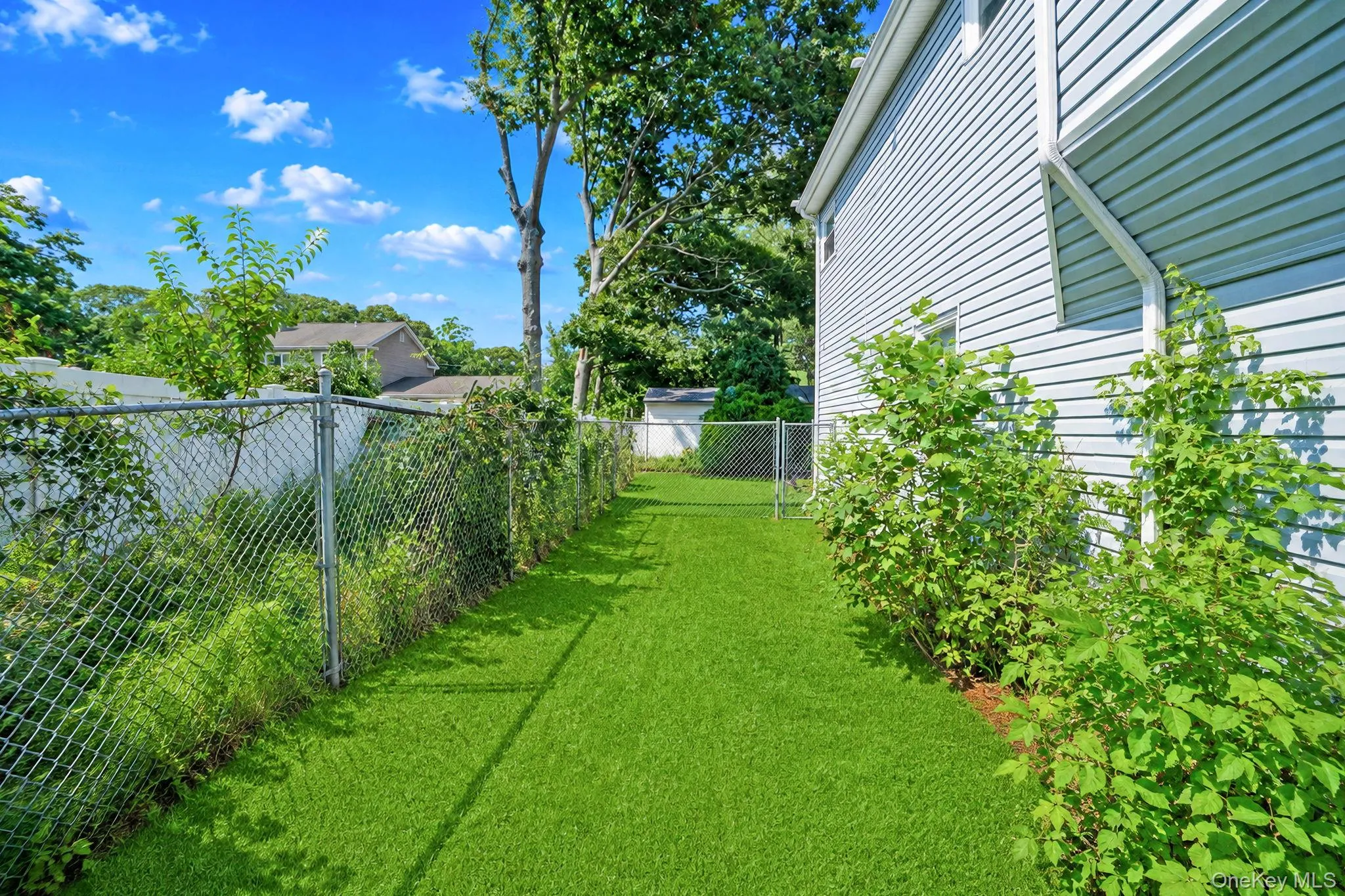 37 Main Avenue, Brookhaven, NY, 4 Bedrooms Bedrooms, 8 Rooms Rooms,2 BathroomsBathrooms,Residential,For Rent,Main,0,1037709 37 Main Avenue, Brookhaven, NY, 4 Bedrooms Bedrooms, 8 Rooms Rooms,2 BathroomsBathrooms,Residential,For Rent,Main,0,1037709