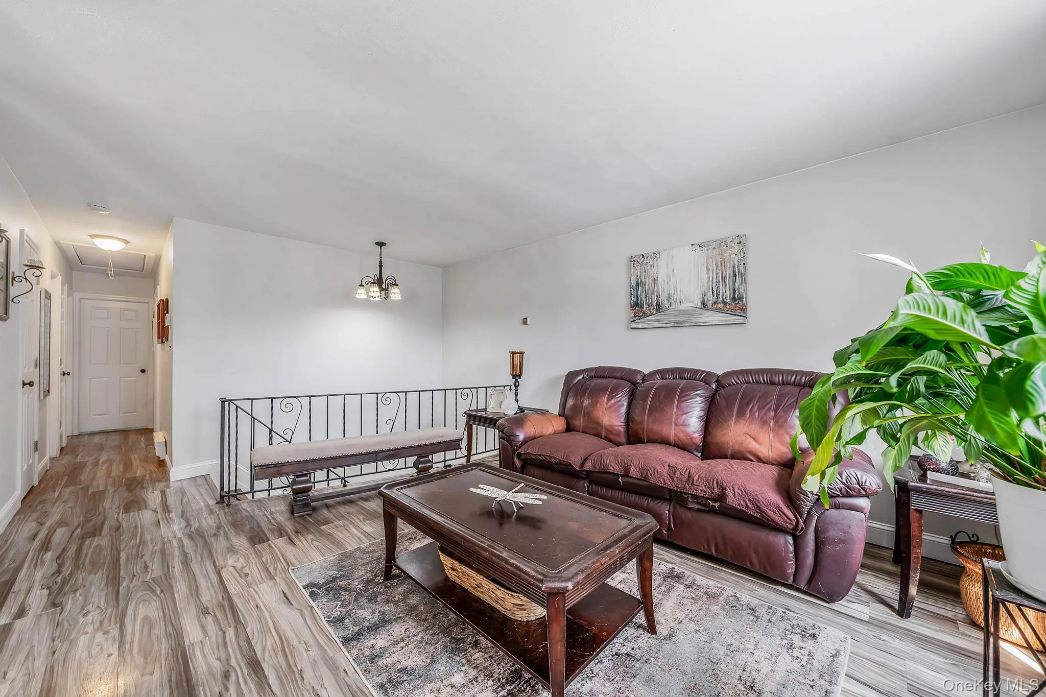 37 Main Avenue, Brookhaven, NY, 4 Bedrooms Bedrooms, 8 Rooms Rooms,2 BathroomsBathrooms,Residential,For Rent,Main,0,1037709 37 Main Avenue, Brookhaven, NY, 4 Bedrooms Bedrooms, 8 Rooms Rooms,2 BathroomsBathrooms,Residential,For Rent,Main,0,1037709