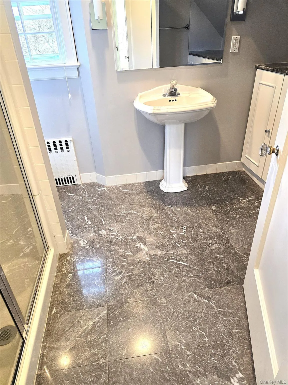 16 Bon Air Avenue, New Rochelle, NY, 4 Bedrooms Bedrooms, 11 Rooms Rooms,3 BathroomsBathrooms,Residential Lease,For Rent,Bon Air,0,1037712 16 Bon Air Avenue, New Rochelle, NY, 4 Bedrooms Bedrooms, 11 Rooms Rooms,3 BathroomsBathrooms,Residential Lease,For Rent,Bon Air,0,1037712