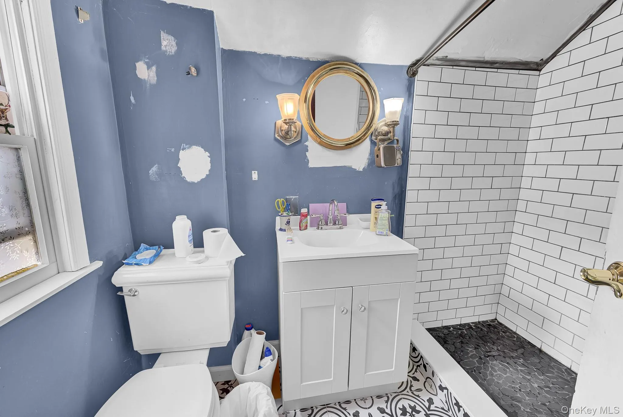 Cottage Bathroom Cottage Bathroom