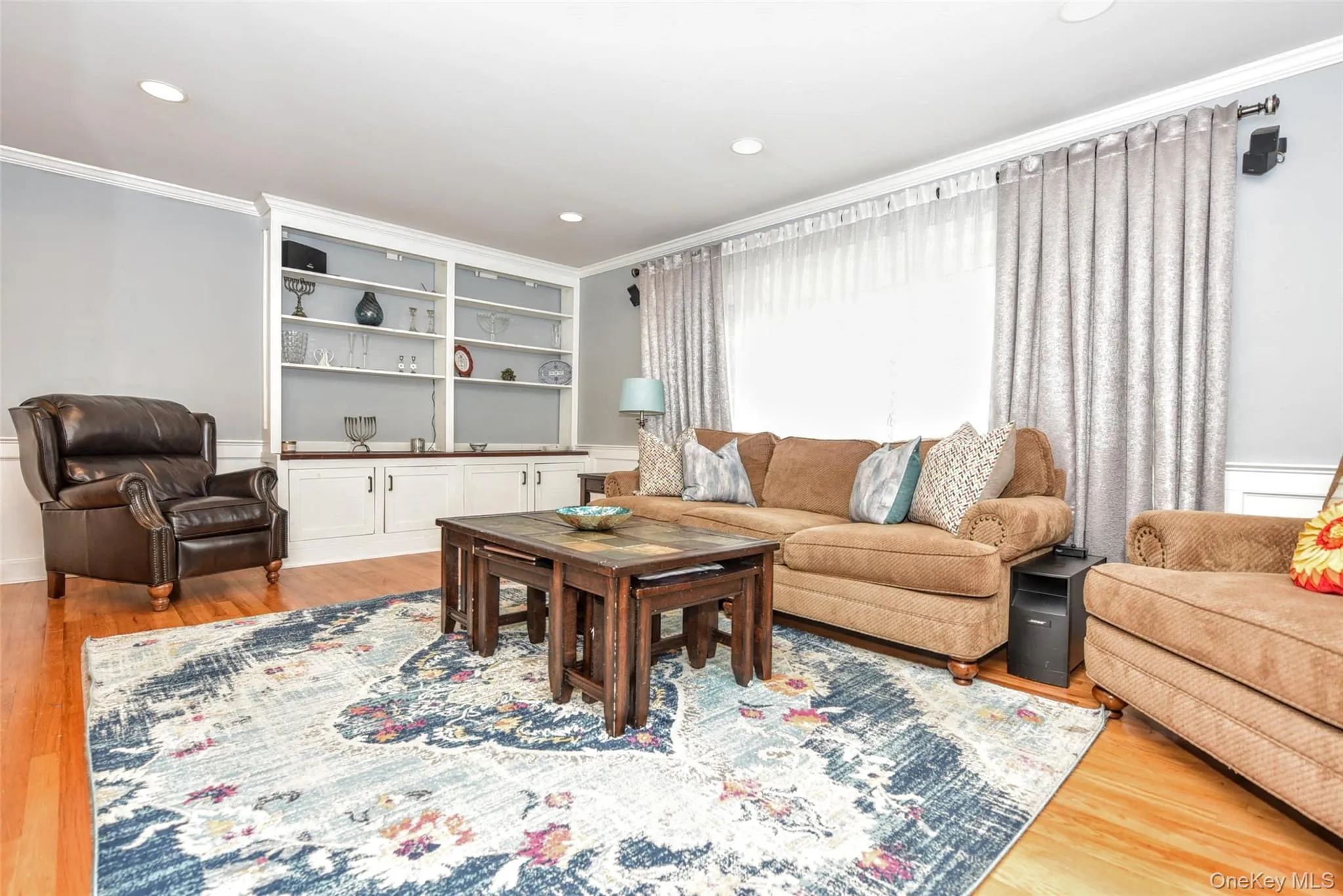 Beautiful built-ins Beautiful built-ins