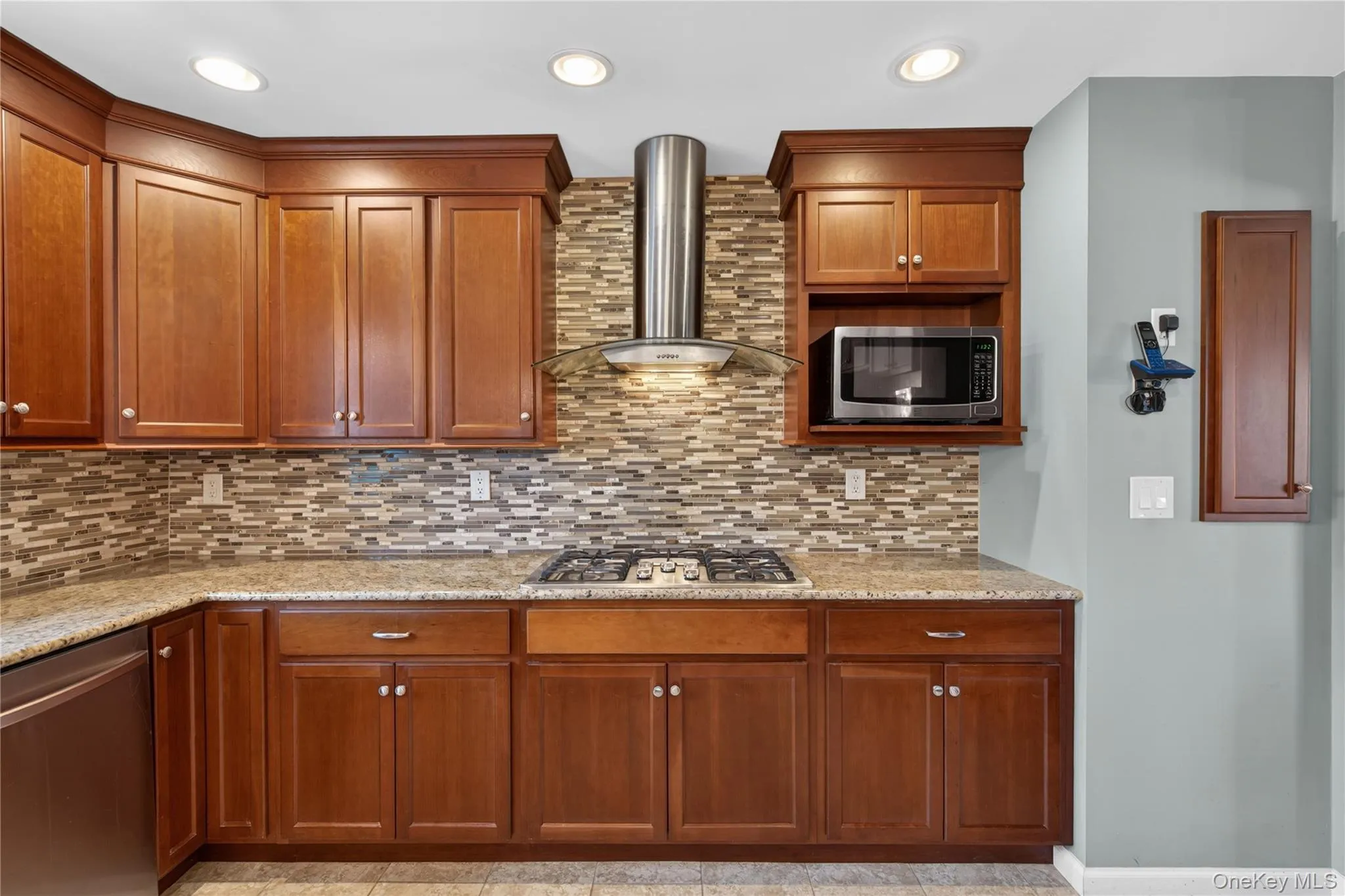 5 Columbia Circle, Woodbury, NY, 4 Bedrooms Bedrooms, 11 Rooms Rooms,2 BathroomsBathrooms,Residential,For Rent,Columbia,0,1037720 5 Columbia Circle, Woodbury, NY, 4 Bedrooms Bedrooms, 11 Rooms Rooms,2 BathroomsBathrooms,Residential,For Rent,Columbia,0,1037720