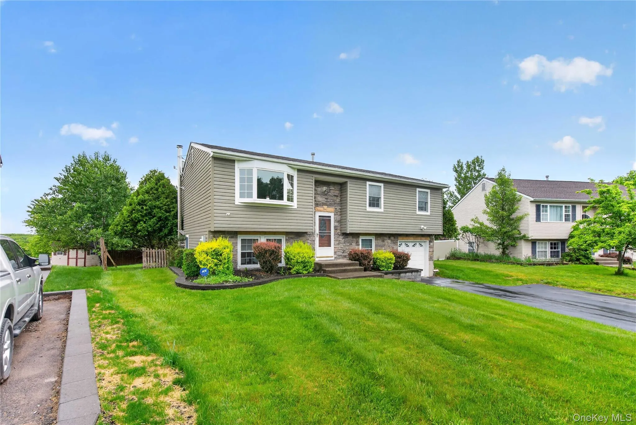 5 Columbia Circle, Woodbury, NY, 4 Bedrooms Bedrooms, 11 Rooms Rooms,2 BathroomsBathrooms,Residential,For Rent,Columbia,0,1037720 5 Columbia Circle, Woodbury, NY, 4 Bedrooms Bedrooms, 11 Rooms Rooms,2 BathroomsBathrooms,Residential,For Rent,Columbia,0,1037720