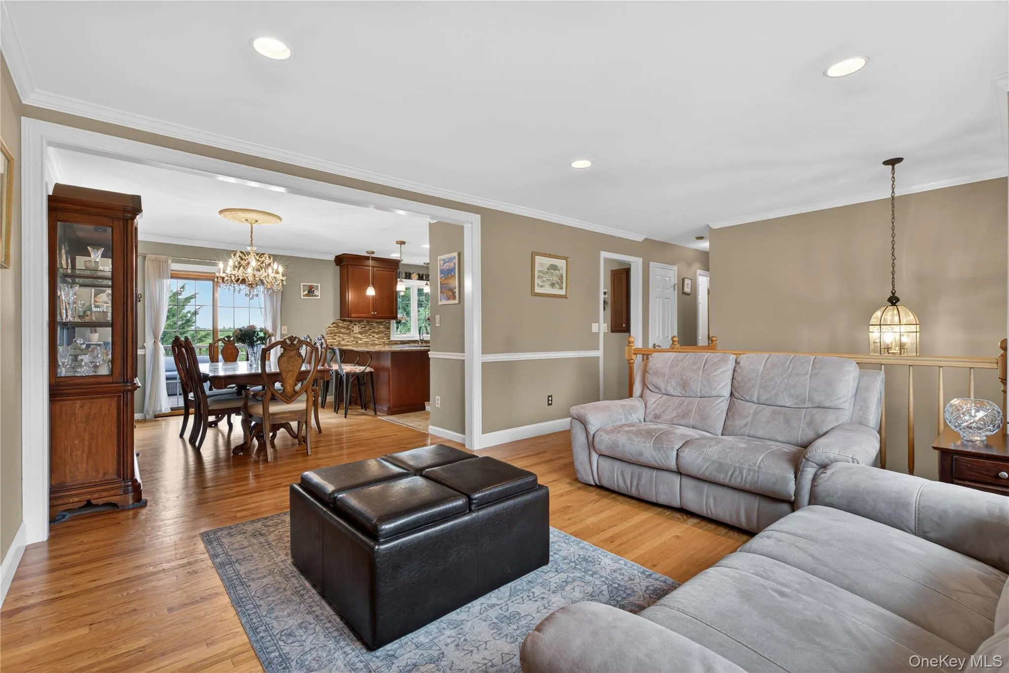 5 Columbia Circle, Woodbury, NY, 4 Bedrooms Bedrooms, 11 Rooms Rooms,2 BathroomsBathrooms,Residential,For Rent,Columbia,0,1037720 5 Columbia Circle, Woodbury, NY, 4 Bedrooms Bedrooms, 11 Rooms Rooms,2 BathroomsBathrooms,Residential,For Rent,Columbia,0,1037720