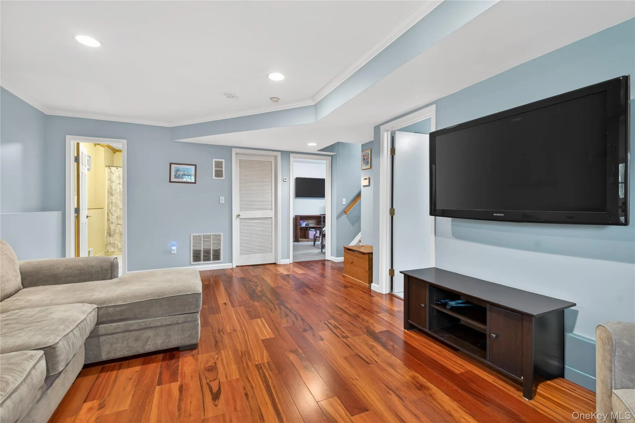 5 Columbia Circle, Woodbury, NY, 4 Bedrooms Bedrooms, 11 Rooms Rooms,2 BathroomsBathrooms,Residential,For Rent,Columbia,0,1037720 5 Columbia Circle, Woodbury, NY, 4 Bedrooms Bedrooms, 11 Rooms Rooms,2 BathroomsBathrooms,Residential,For Rent,Columbia,0,1037720