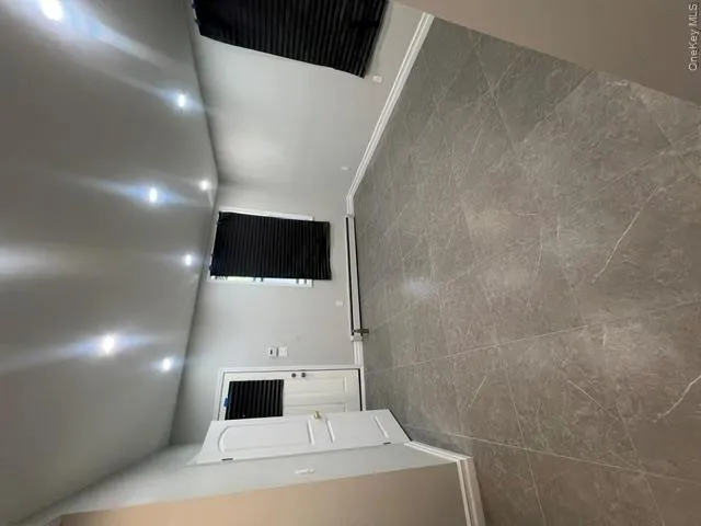 2524 Tenbroeck Avenue, New York, NY, 1 Bedroom Bedrooms, 2 Rooms Rooms,1 BathroomBathrooms,Residential Lease,For Rent,Tenbroeck,0,1037721 2524 Tenbroeck Avenue, New York, NY, 1 Bedroom Bedrooms, 2 Rooms Rooms,1 BathroomBathrooms,Residential Lease,For Rent,Tenbroeck,0,1037721
