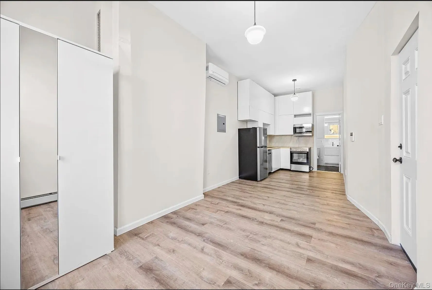 18-20 Stanhope Street, New York, NY, 2 Rooms Rooms,1 BathroomBathrooms,Residential Lease,For Rent,Stanhope,0,1037722 18-20 Stanhope Street, New York, NY, 2 Rooms Rooms,1 BathroomBathrooms,Residential Lease,For Rent,Stanhope,0,1037722