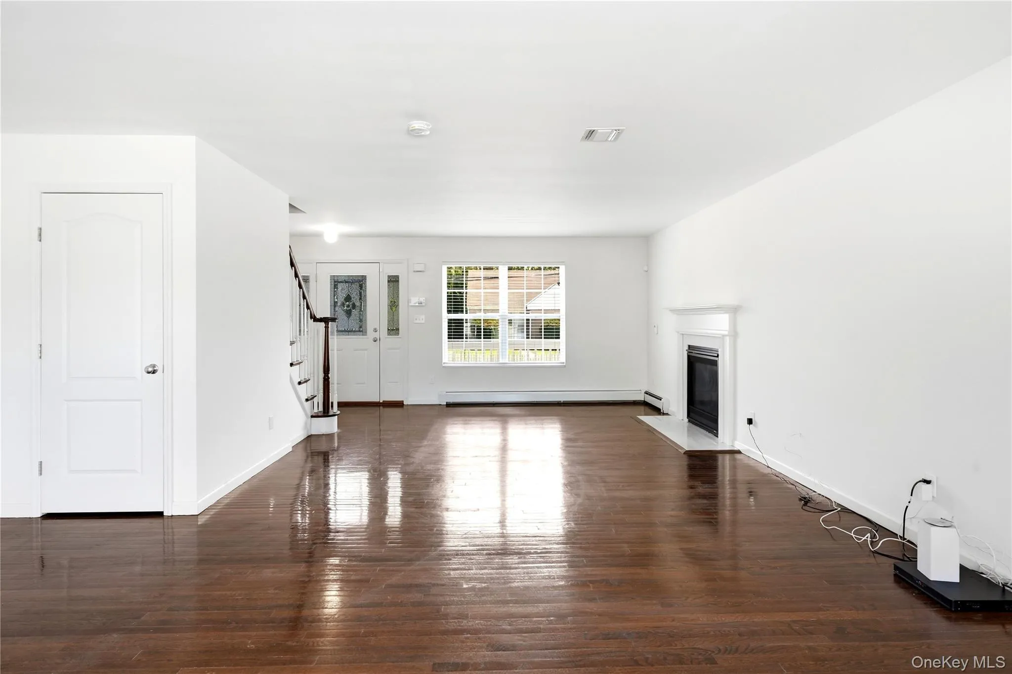 59 Southard Avenue, Babylon, NY, 4 Bedrooms Bedrooms, 11 Rooms Rooms,3 BathroomsBathrooms,Residential,For Rent,Southard,0,1037727 59 Southard Avenue, Babylon, NY, 4 Bedrooms Bedrooms, 11 Rooms Rooms,3 BathroomsBathrooms,Residential,For Rent,Southard,0,1037727