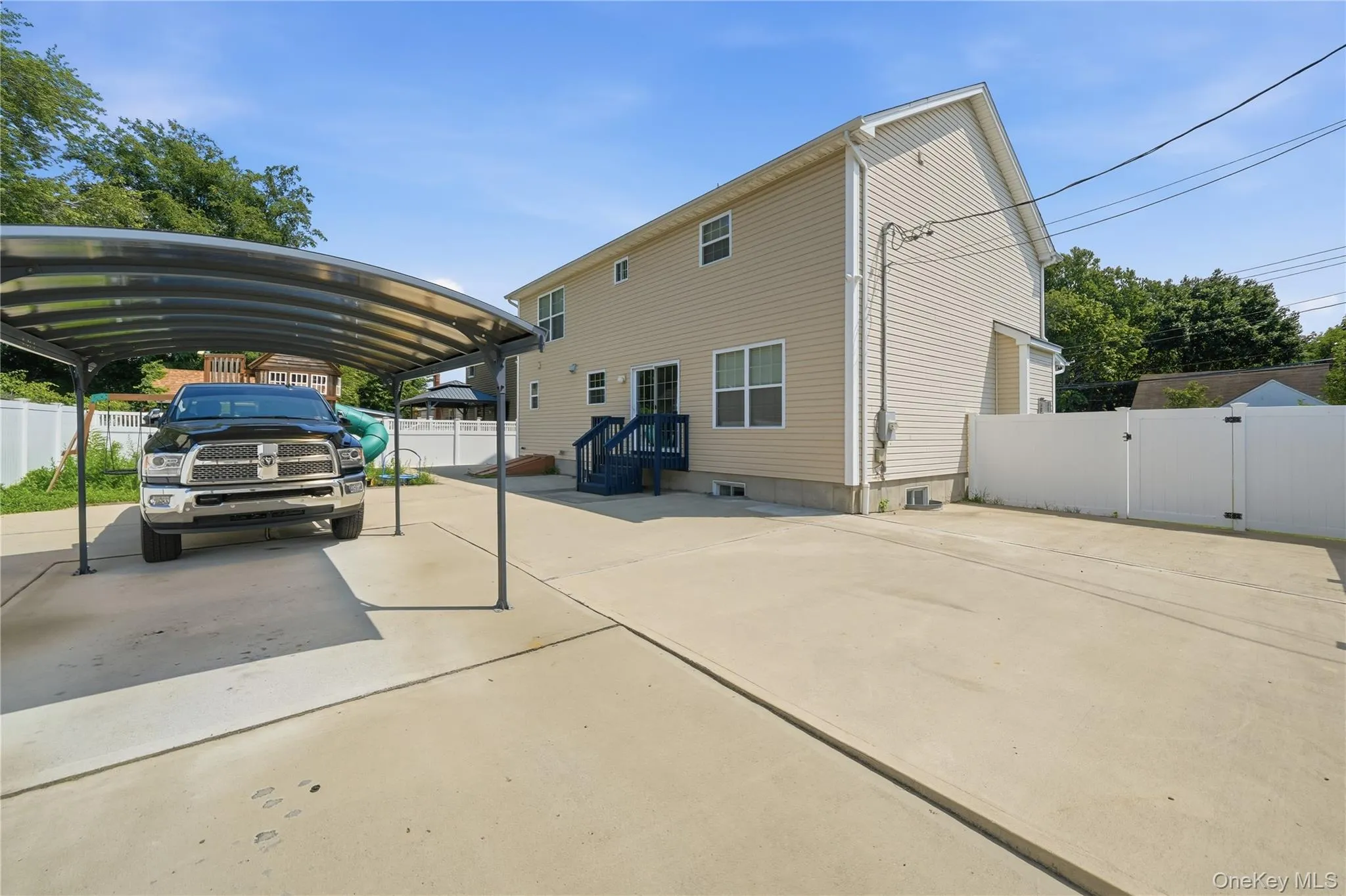 59 Southard Avenue, Babylon, NY, 4 Bedrooms Bedrooms, 11 Rooms Rooms,3 BathroomsBathrooms,Residential,For Rent,Southard,0,1037727 59 Southard Avenue, Babylon, NY, 4 Bedrooms Bedrooms, 11 Rooms Rooms,3 BathroomsBathrooms,Residential,For Rent,Southard,0,1037727