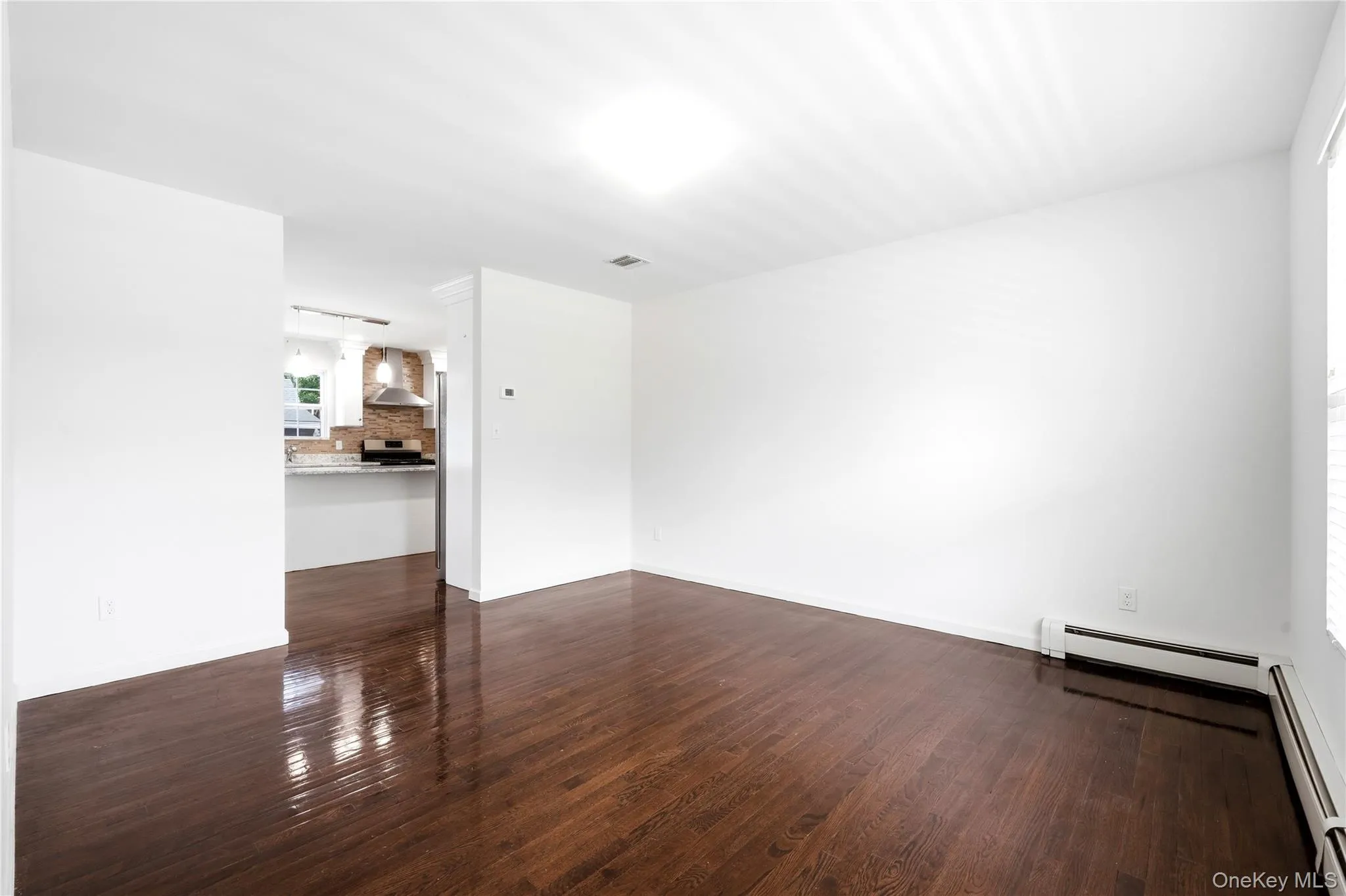 59 Southard Avenue, Babylon, NY, 4 Bedrooms Bedrooms, 11 Rooms Rooms,3 BathroomsBathrooms,Residential,For Rent,Southard,0,1037727 59 Southard Avenue, Babylon, NY, 4 Bedrooms Bedrooms, 11 Rooms Rooms,3 BathroomsBathrooms,Residential,For Rent,Southard,0,1037727