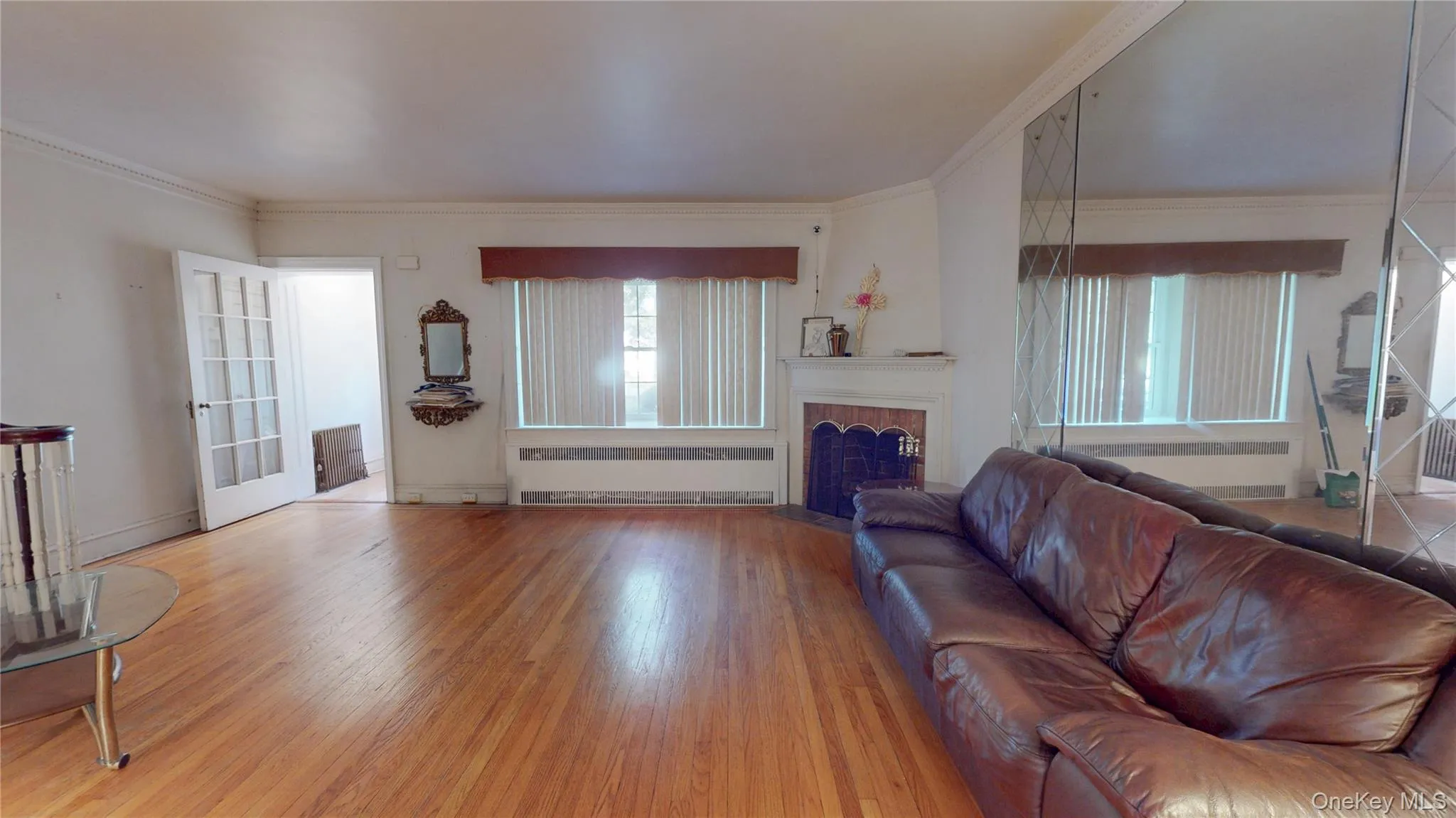 4584 Kings Highway, New York, NY, 3 Bedrooms Bedrooms, 7 Rooms Rooms,1 BathroomBathrooms,Residential,For Rent,Kings,0,1037728 4584 Kings Highway, New York, NY, 3 Bedrooms Bedrooms, 7 Rooms Rooms,1 BathroomBathrooms,Residential,For Rent,Kings,0,1037728