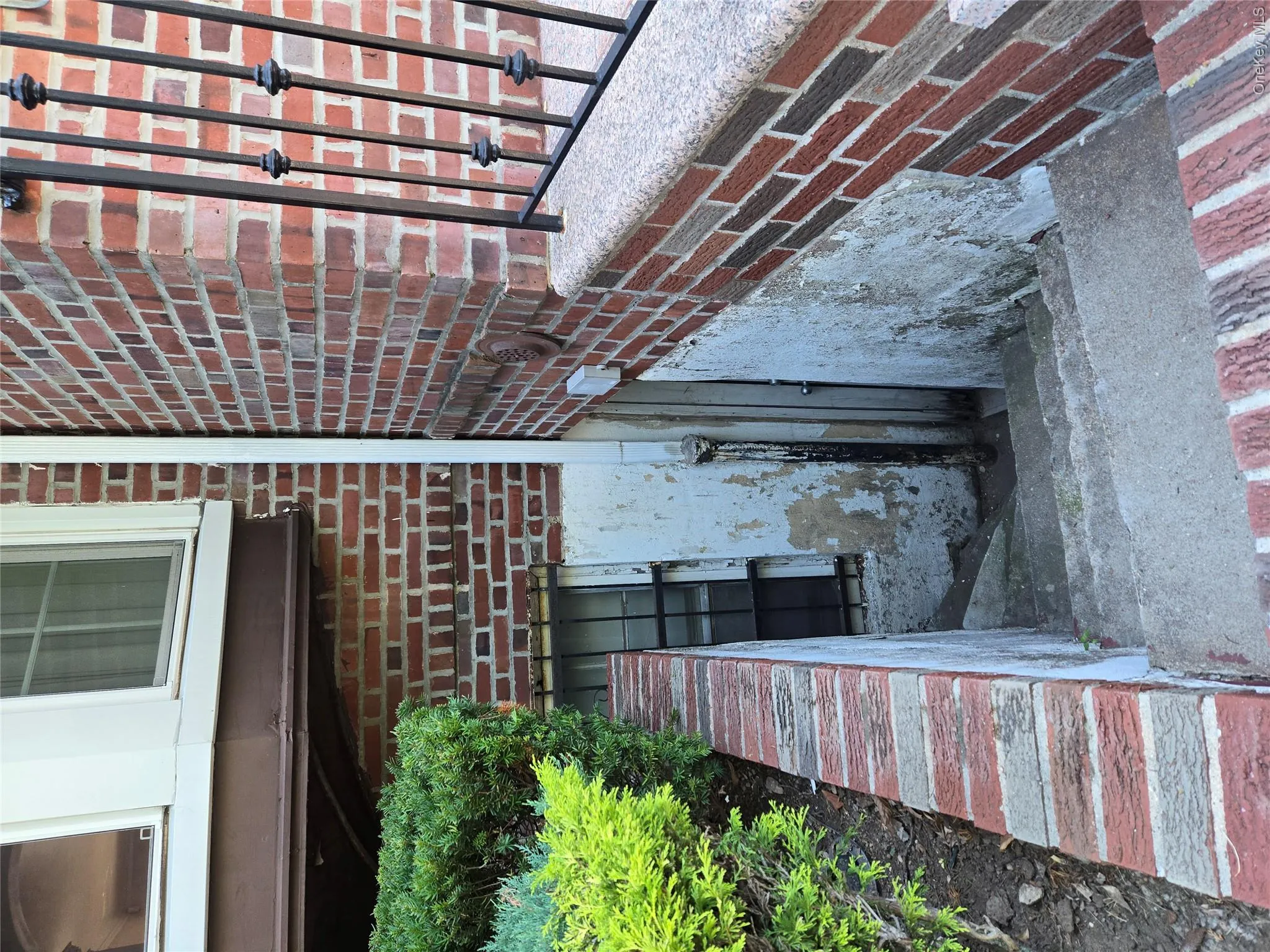 4584 Kings Highway, New York, NY, 3 Bedrooms Bedrooms, 7 Rooms Rooms,1 BathroomBathrooms,Residential,For Rent,Kings,0,1037728 4584 Kings Highway, New York, NY, 3 Bedrooms Bedrooms, 7 Rooms Rooms,1 BathroomBathrooms,Residential,For Rent,Kings,0,1037728