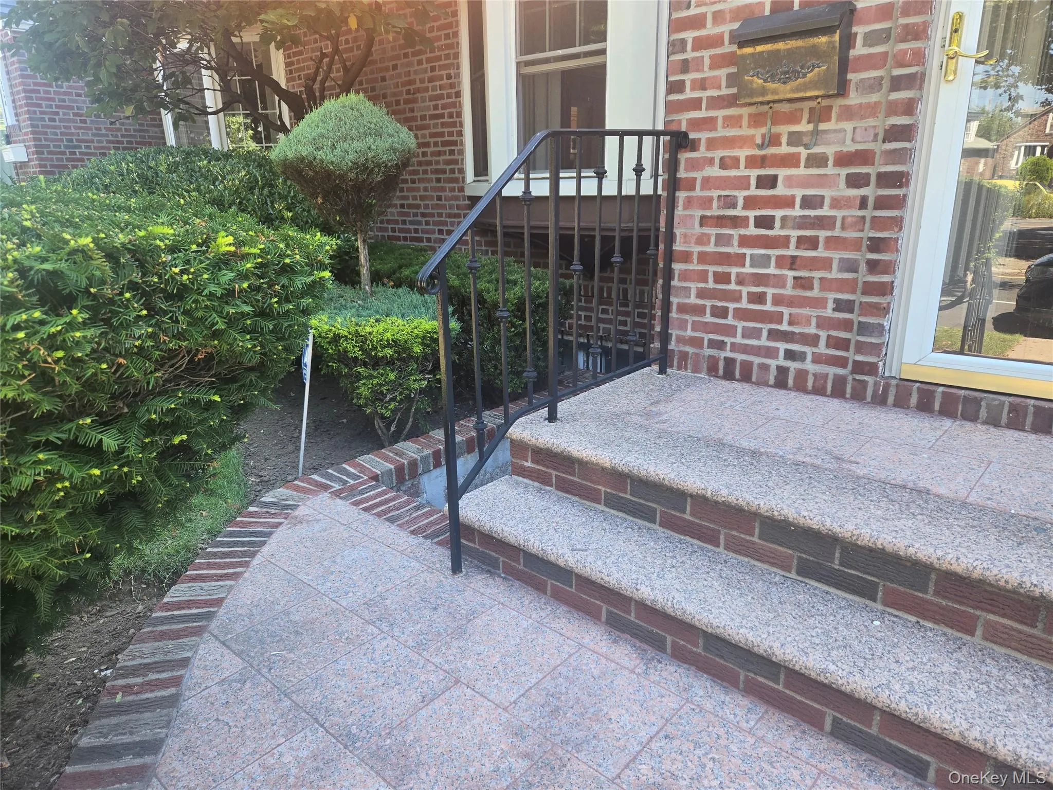 4584 Kings Highway, New York, NY, 3 Bedrooms Bedrooms, 7 Rooms Rooms,1 BathroomBathrooms,Residential,For Rent,Kings,0,1037728 4584 Kings Highway, New York, NY, 3 Bedrooms Bedrooms, 7 Rooms Rooms,1 BathroomBathrooms,Residential,For Rent,Kings,0,1037728