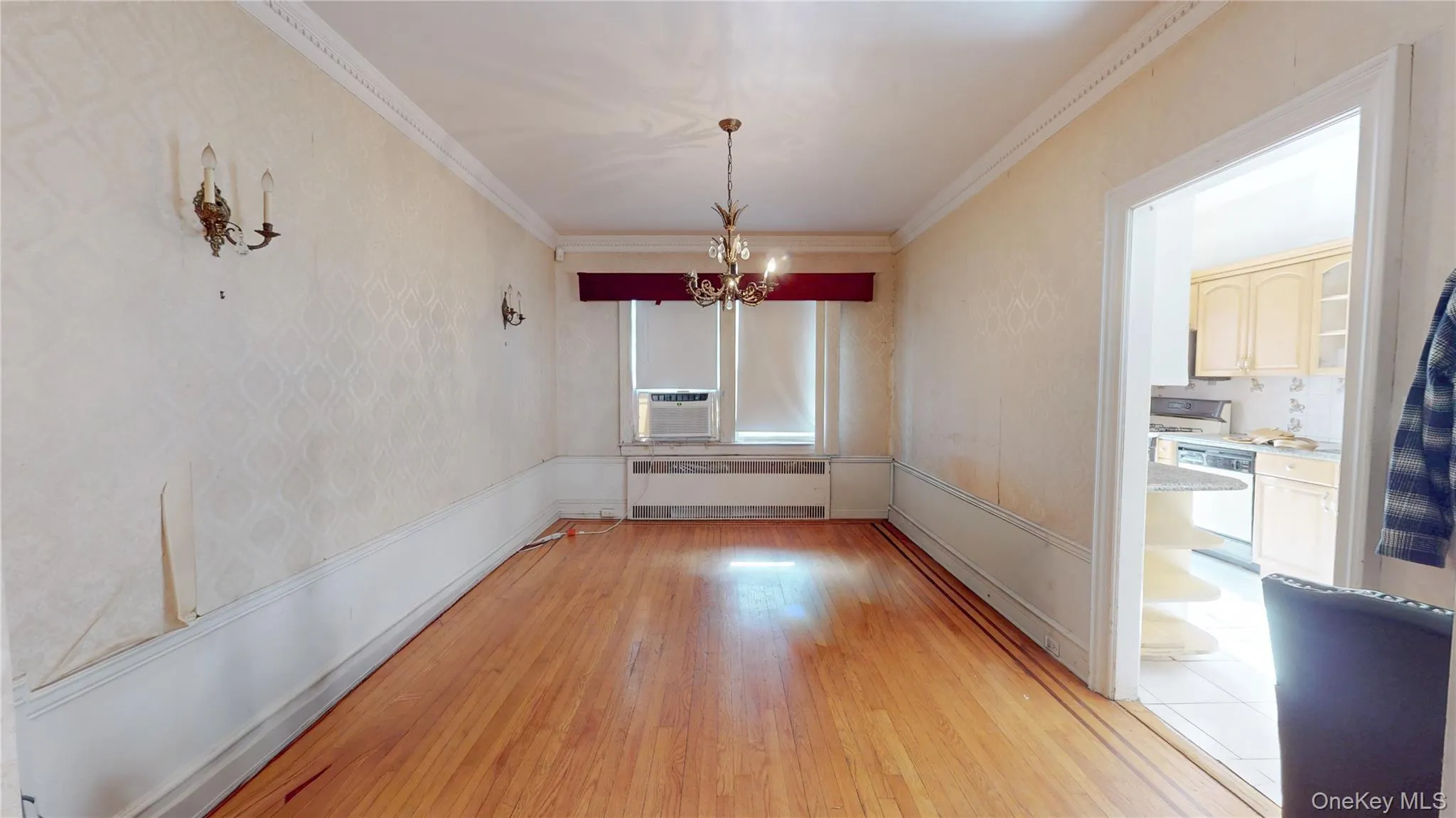 4584 Kings Highway, New York, NY, 3 Bedrooms Bedrooms, 7 Rooms Rooms,1 BathroomBathrooms,Residential,For Rent,Kings,0,1037728 4584 Kings Highway, New York, NY, 3 Bedrooms Bedrooms, 7 Rooms Rooms,1 BathroomBathrooms,Residential,For Rent,Kings,0,1037728