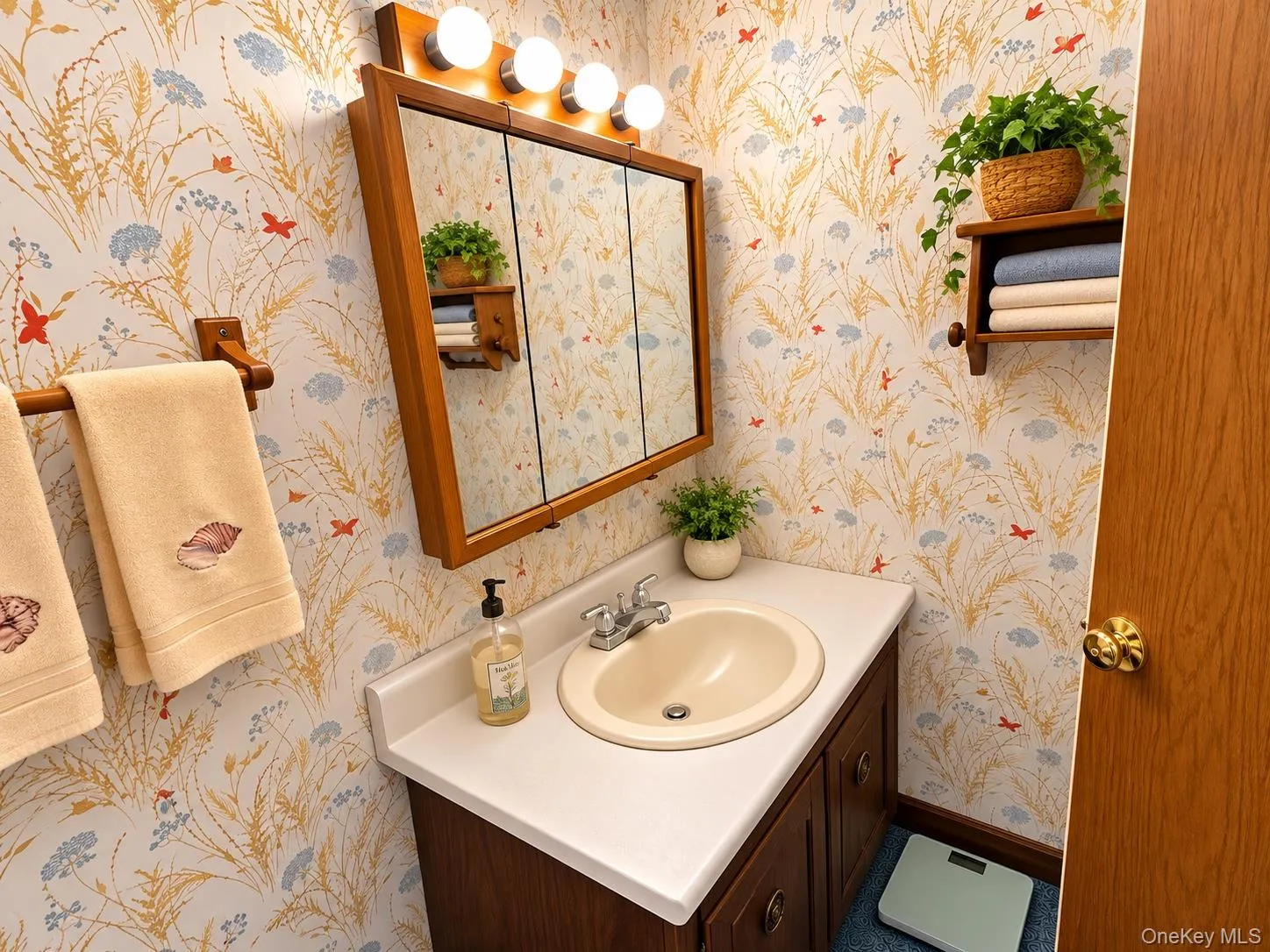 7 Bowers Drive, Fallsburg, NY, 3 Bedrooms Bedrooms, 8 Rooms Rooms,2 BathroomsBathrooms,Residential,For Rent,Bowers,0,1037729 7 Bowers Drive, Fallsburg, NY, 3 Bedrooms Bedrooms, 8 Rooms Rooms,2 BathroomsBathrooms,Residential,For Rent,Bowers,0,1037729