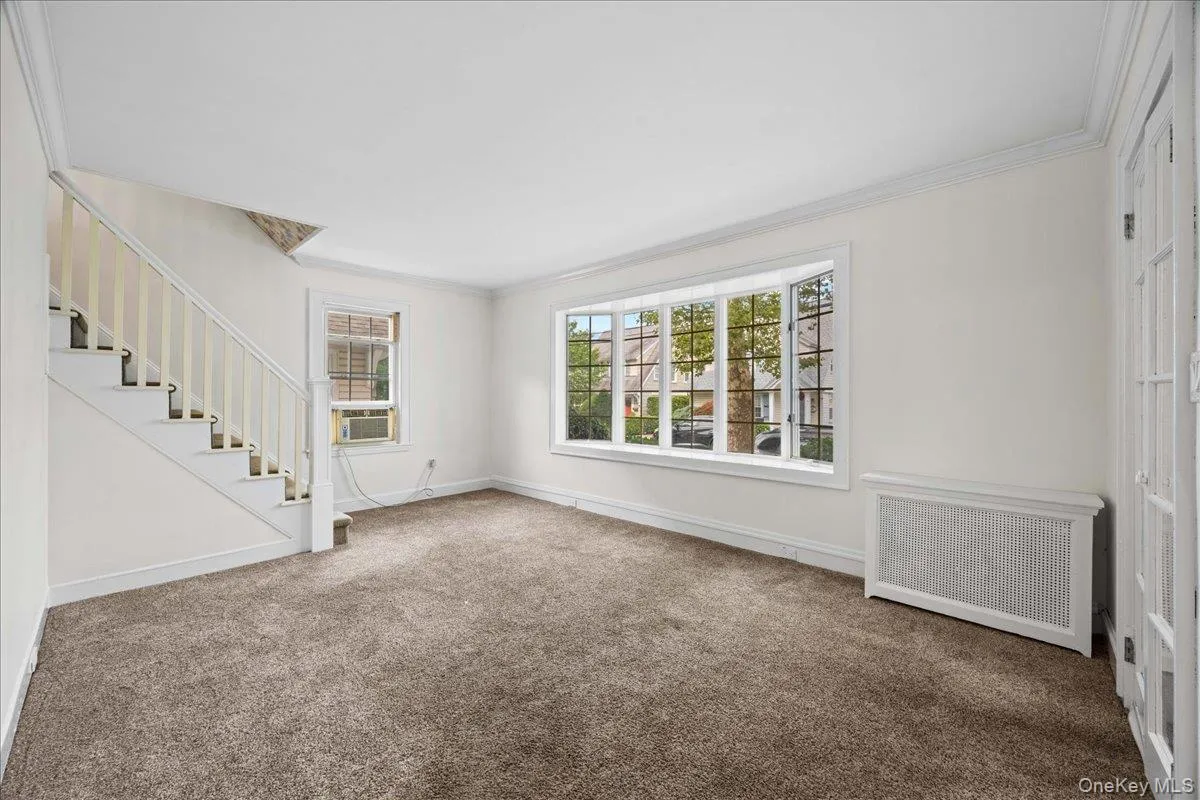 96 Capitol Avenue, North Hempstead, NY, 3 Bedrooms Bedrooms, 6 Rooms Rooms,1 BathroomBathrooms,Residential,For Rent,Capitol,0,1037731 96 Capitol Avenue, North Hempstead, NY, 3 Bedrooms Bedrooms, 6 Rooms Rooms,1 BathroomBathrooms,Residential,For Rent,Capitol,0,1037731
