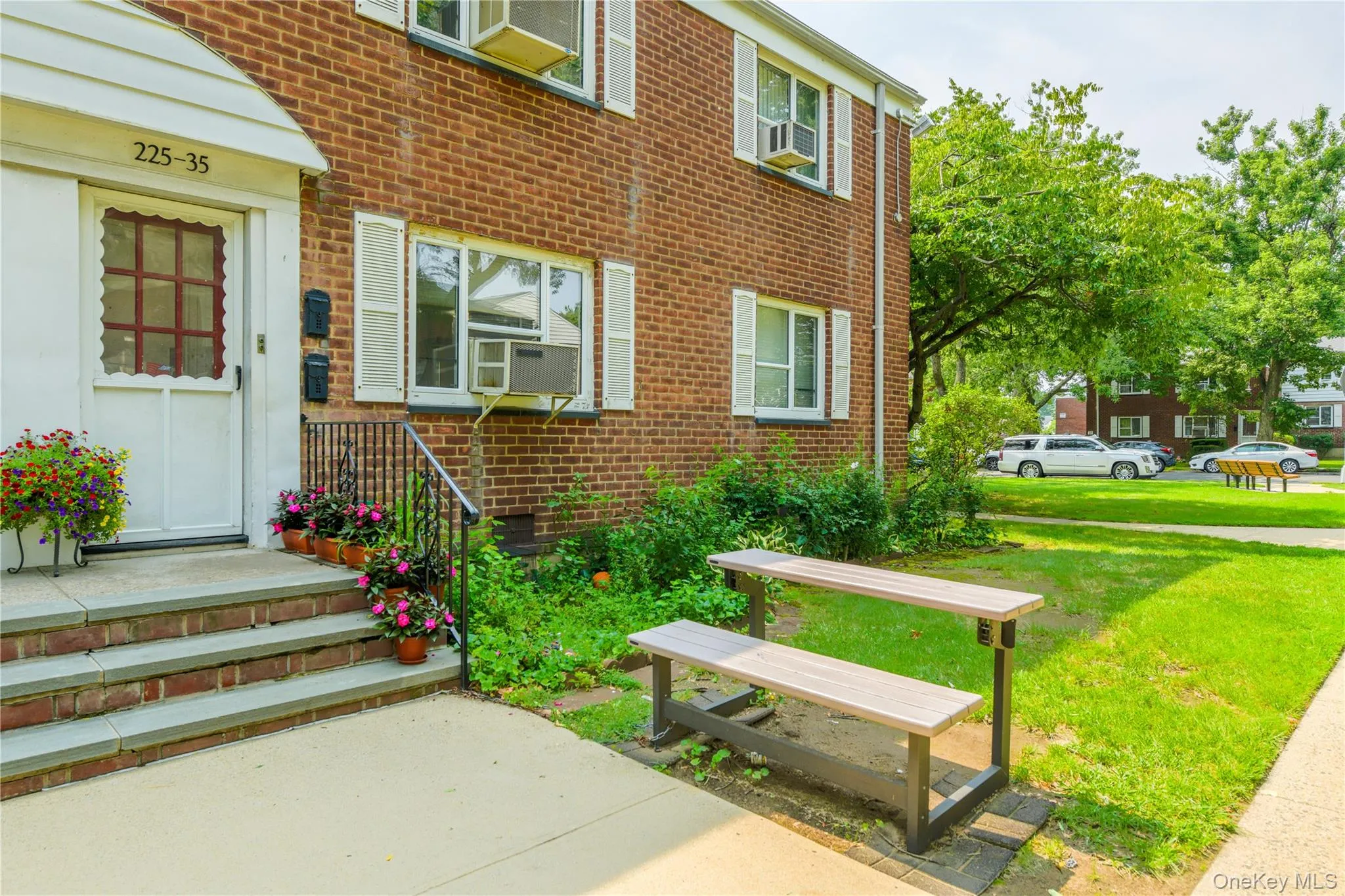 225-35 88 Avenue, New York, NY, 2 Bedrooms Bedrooms, 5 Rooms Rooms,1 BathroomBathrooms,Residential,For Rent,88,0,1037735 225-35 88 Avenue, New York, NY, 2 Bedrooms Bedrooms, 5 Rooms Rooms,1 BathroomBathrooms,Residential,For Rent,88,0,1037735