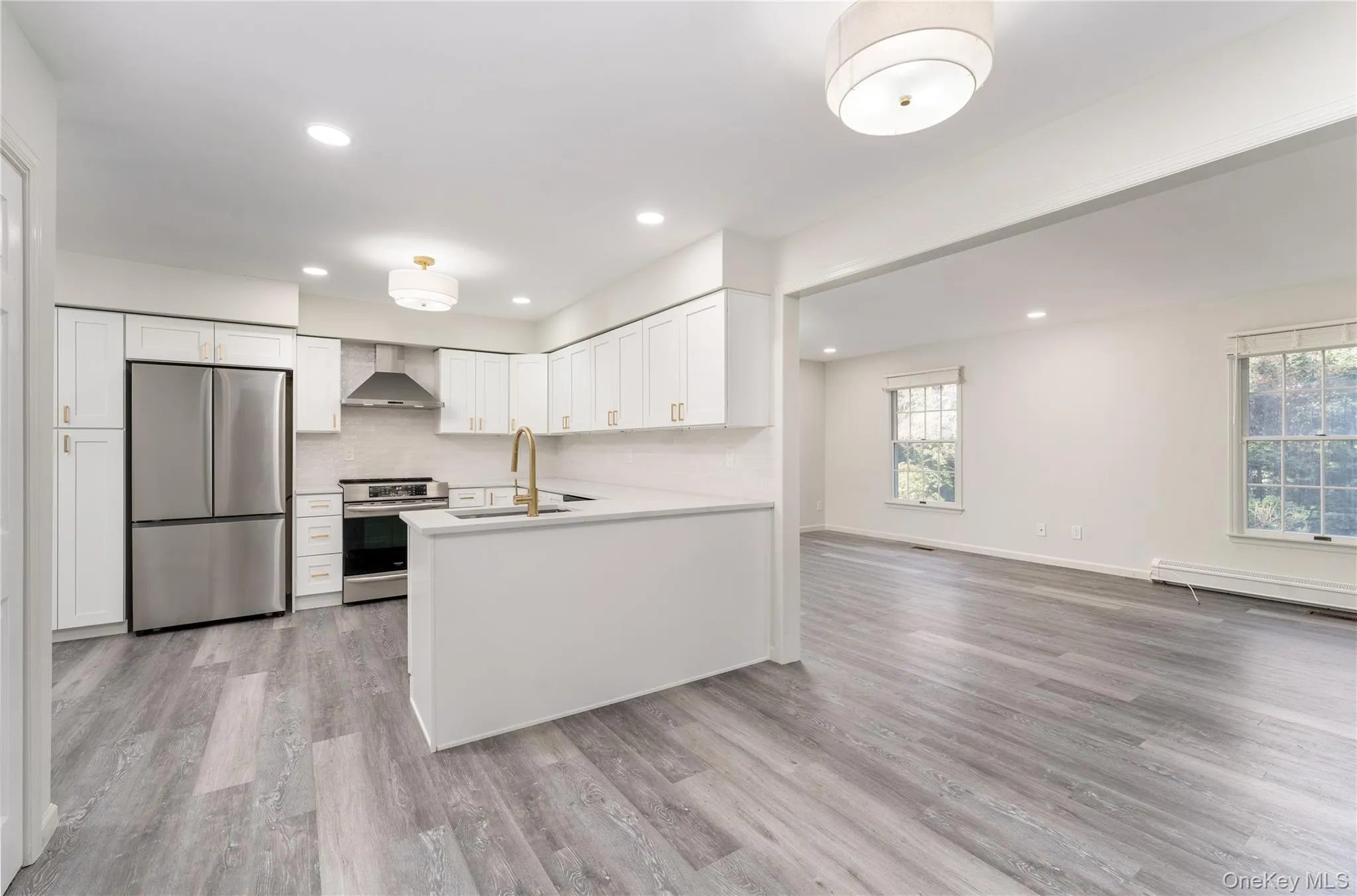 Open concept layout - separate zone of heat Open concept layout - separate zone of heat