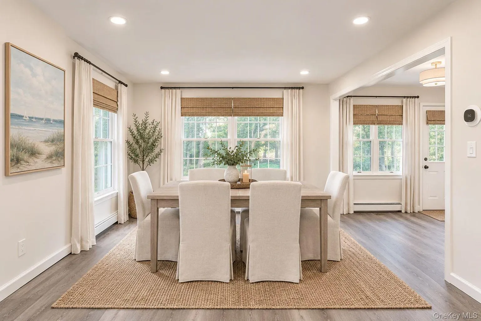 Dining area *Virtual staging used to show possible furniture placement Dining area *Virtual staging used to show possible furniture placement