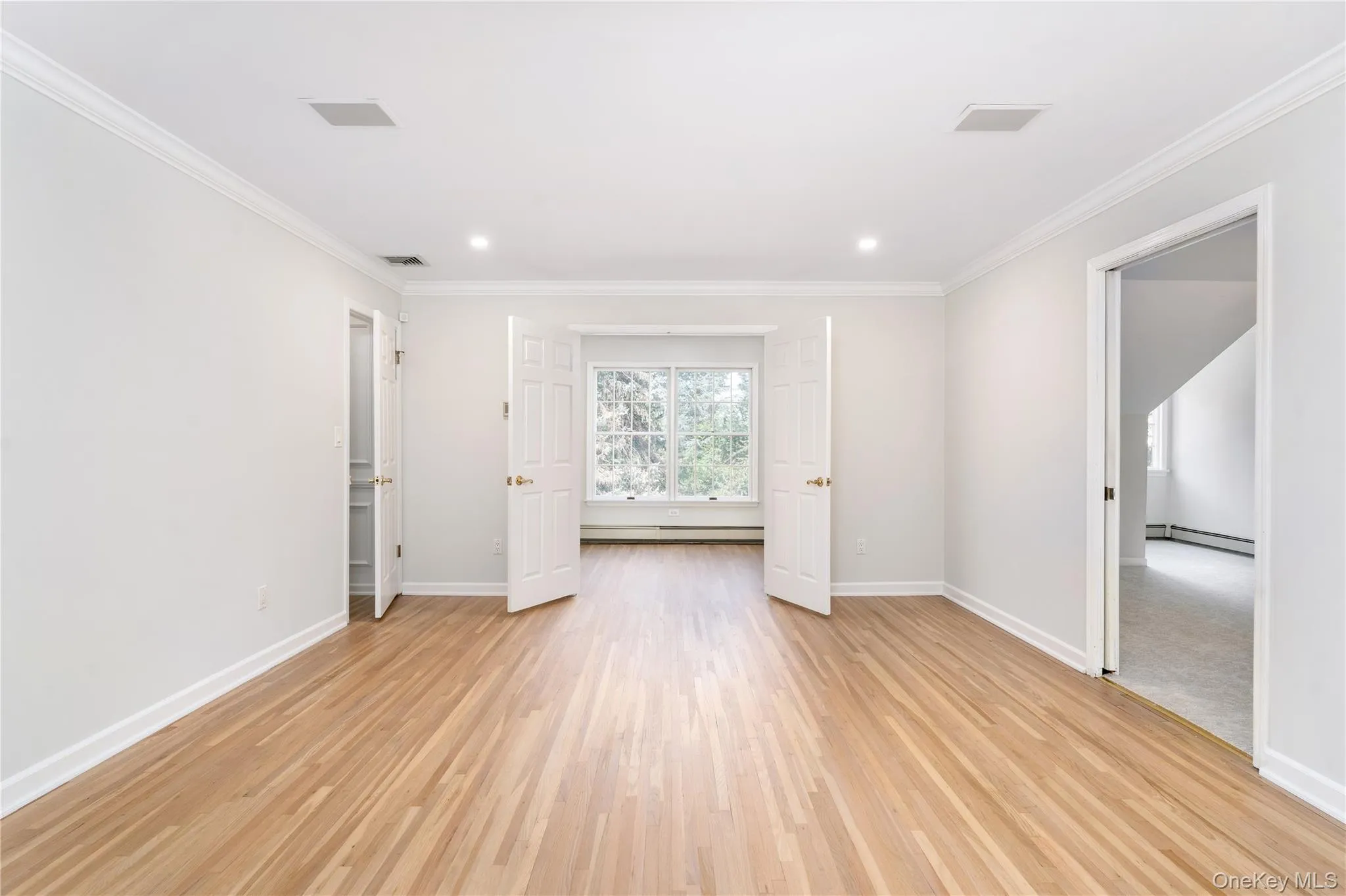 Primary suite: bedroom, sitting room, office Primary suite: bedroom, sitting room, office