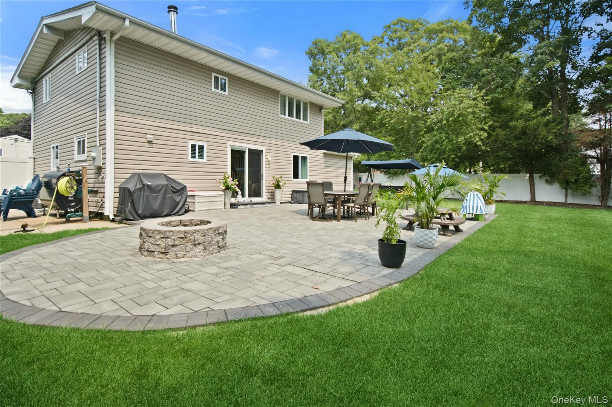 4 Acorn Street, Brookhaven, NY, 3 Bedrooms Bedrooms, 7 Rooms Rooms,2 BathroomsBathrooms,Residential,For Rent,Acorn,0,1037739 4 Acorn Street, Brookhaven, NY, 3 Bedrooms Bedrooms, 7 Rooms Rooms,2 BathroomsBathrooms,Residential,For Rent,Acorn,0,1037739