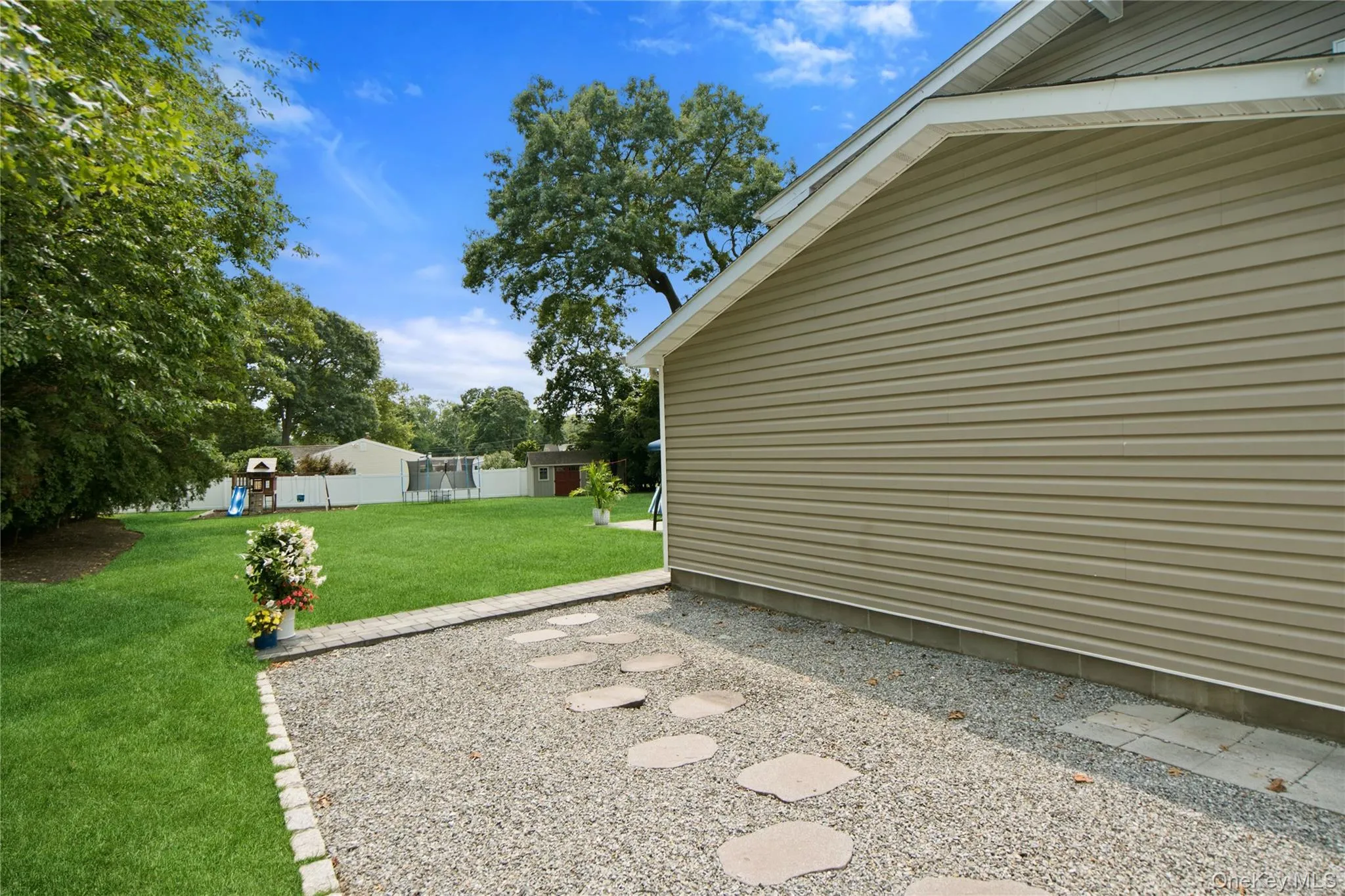 4 Acorn Street, Brookhaven, NY, 3 Bedrooms Bedrooms, 7 Rooms Rooms,2 BathroomsBathrooms,Residential,For Rent,Acorn,0,1037739 4 Acorn Street, Brookhaven, NY, 3 Bedrooms Bedrooms, 7 Rooms Rooms,2 BathroomsBathrooms,Residential,For Rent,Acorn,0,1037739