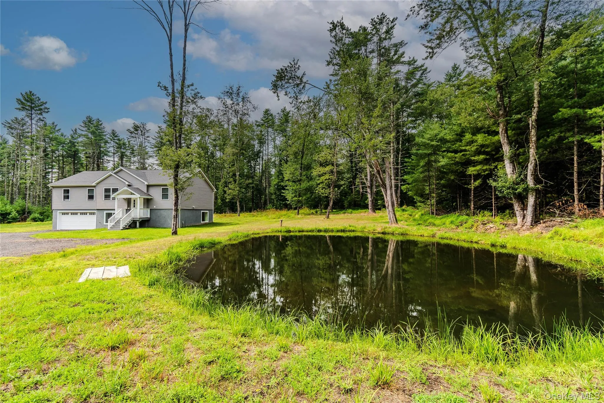 26 Summit Drive, Highland, NY, 3 Bedrooms Bedrooms, 7 Rooms Rooms,3 BathroomsBathrooms,Residential,For Rent,Summit,0,1037742 26 Summit Drive, Highland, NY, 3 Bedrooms Bedrooms, 7 Rooms Rooms,3 BathroomsBathrooms,Residential,For Rent,Summit,0,1037742