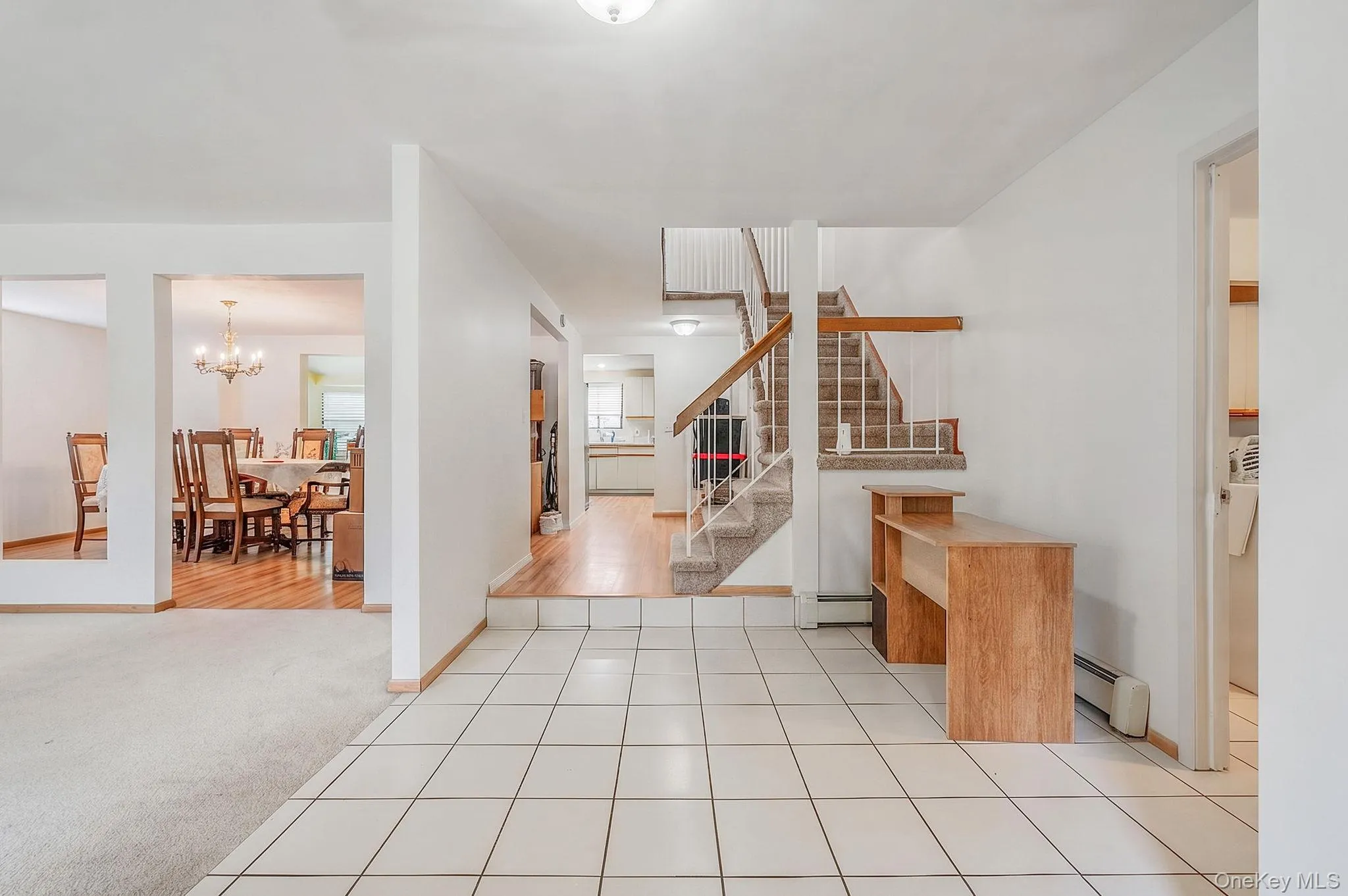 41 Apple Tree Drive, Smithtown, NY, 5 Bedrooms Bedrooms, 8 Rooms Rooms,3 BathroomsBathrooms,Residential,For Rent,Apple Tree,0,1037743 41 Apple Tree Drive, Smithtown, NY, 5 Bedrooms Bedrooms, 8 Rooms Rooms,3 BathroomsBathrooms,Residential,For Rent,Apple Tree,0,1037743