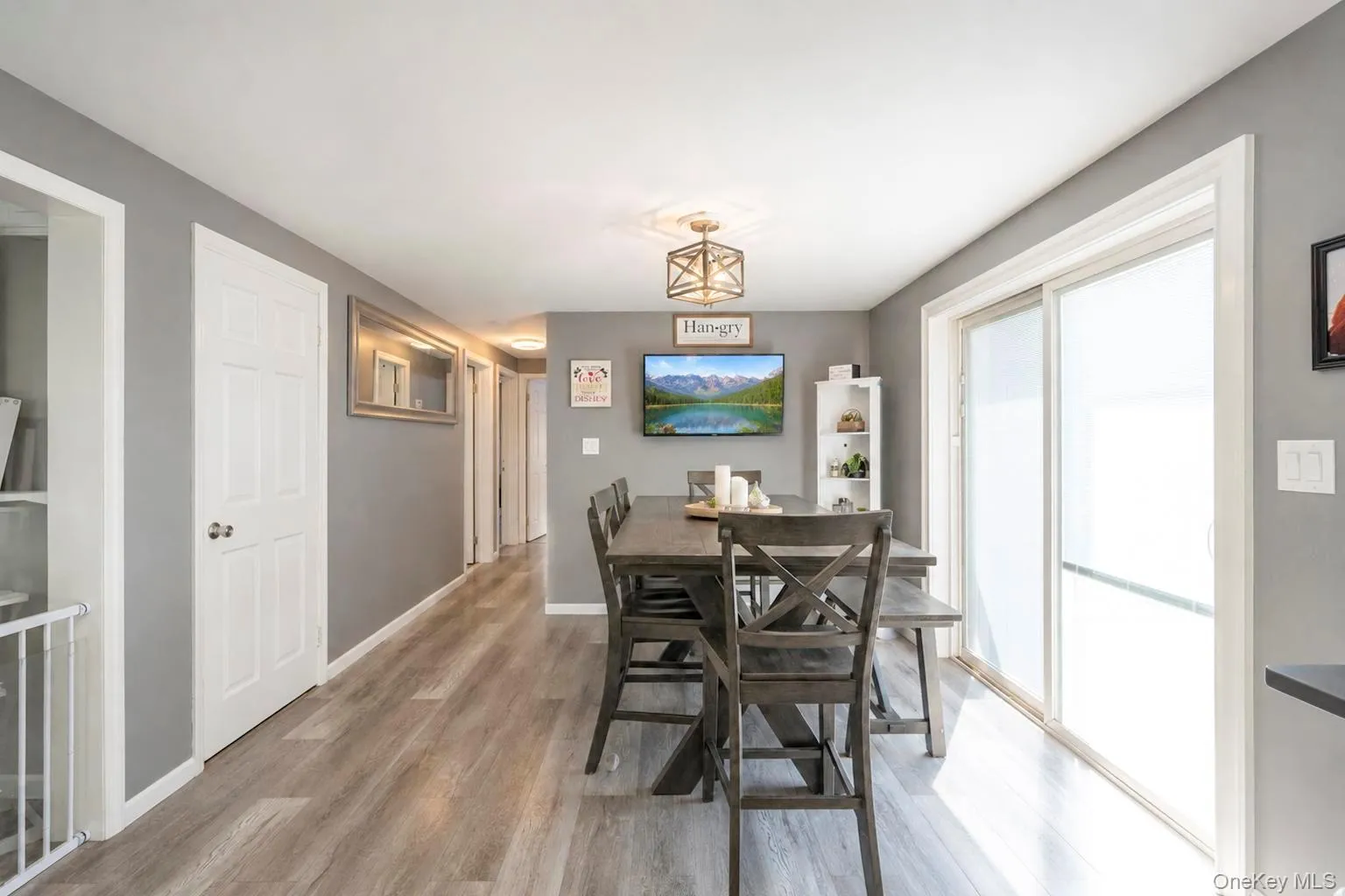 28 Mapleton Avenue, Brookhaven, NY, 3 Bedrooms Bedrooms, 6 Rooms Rooms,2 BathroomsBathrooms,Residential,For Rent,Mapleton,0,1037744 28 Mapleton Avenue, Brookhaven, NY, 3 Bedrooms Bedrooms, 6 Rooms Rooms,2 BathroomsBathrooms,Residential,For Rent,Mapleton,0,1037744