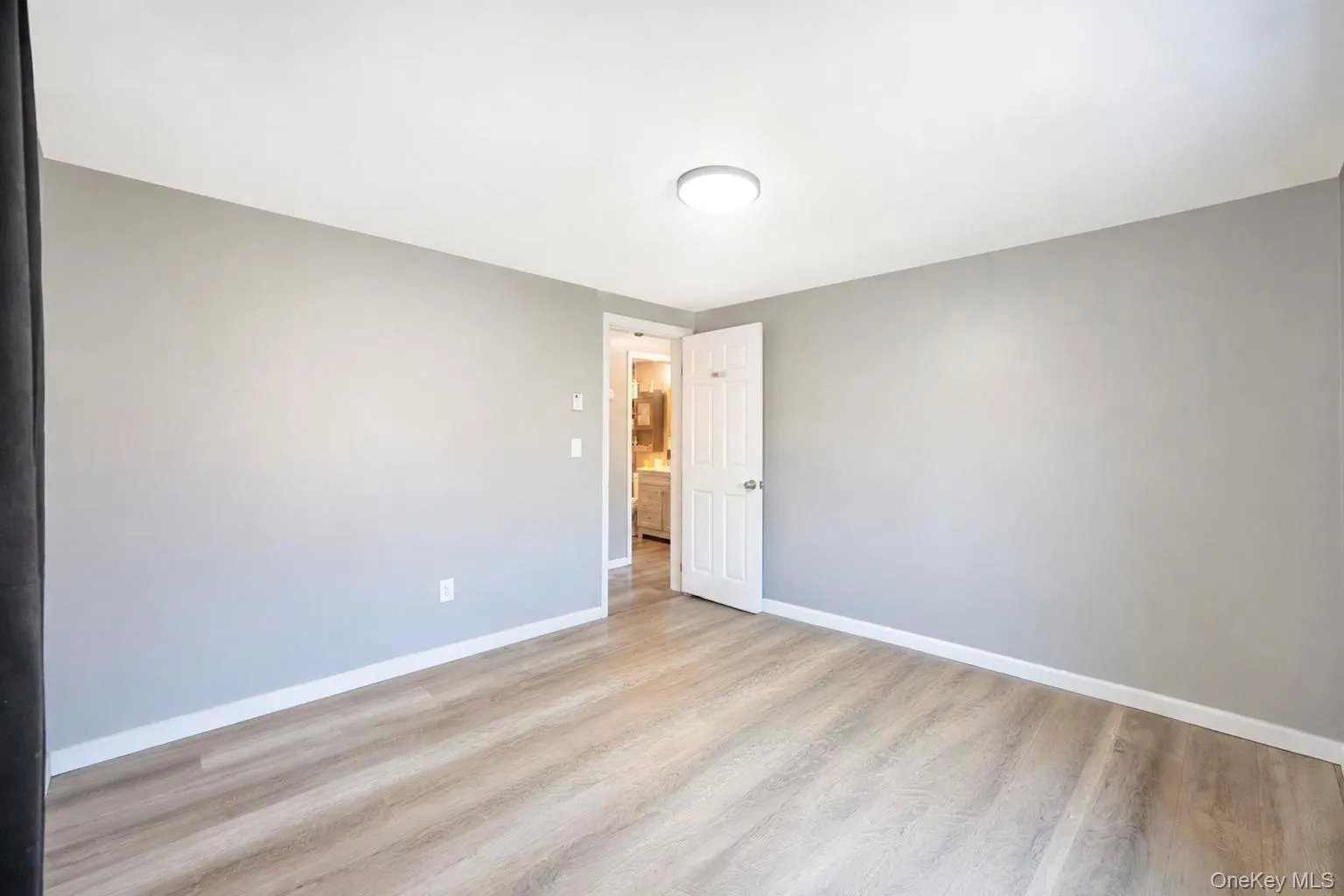 28 Mapleton Avenue, Brookhaven, NY, 3 Bedrooms Bedrooms, 6 Rooms Rooms,2 BathroomsBathrooms,Residential,For Rent,Mapleton,0,1037744 28 Mapleton Avenue, Brookhaven, NY, 3 Bedrooms Bedrooms, 6 Rooms Rooms,2 BathroomsBathrooms,Residential,For Rent,Mapleton,0,1037744