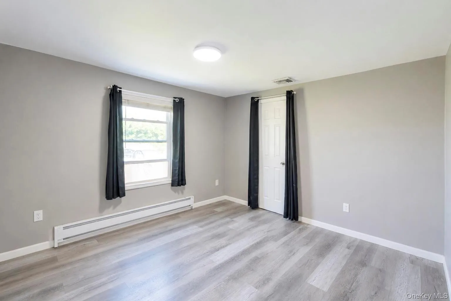 28 Mapleton Avenue, Brookhaven, NY, 3 Bedrooms Bedrooms, 6 Rooms Rooms,2 BathroomsBathrooms,Residential,For Rent,Mapleton,0,1037744 28 Mapleton Avenue, Brookhaven, NY, 3 Bedrooms Bedrooms, 6 Rooms Rooms,2 BathroomsBathrooms,Residential,For Rent,Mapleton,0,1037744