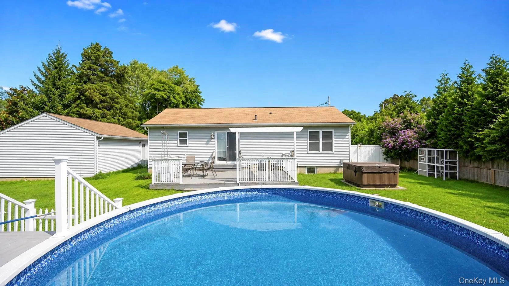 28 Mapleton Avenue, Brookhaven, NY, 3 Bedrooms Bedrooms, 6 Rooms Rooms,2 BathroomsBathrooms,Residential,For Rent,Mapleton,0,1037744 28 Mapleton Avenue, Brookhaven, NY, 3 Bedrooms Bedrooms, 6 Rooms Rooms,2 BathroomsBathrooms,Residential,For Rent,Mapleton,0,1037744