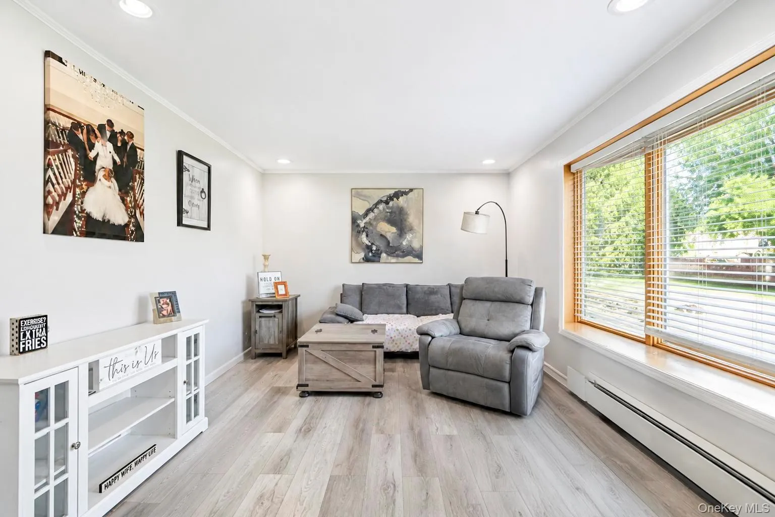 28 Mapleton Avenue, Brookhaven, NY, 3 Bedrooms Bedrooms, 6 Rooms Rooms,2 BathroomsBathrooms,Residential,For Rent,Mapleton,0,1037744 28 Mapleton Avenue, Brookhaven, NY, 3 Bedrooms Bedrooms, 6 Rooms Rooms,2 BathroomsBathrooms,Residential,For Rent,Mapleton,0,1037744