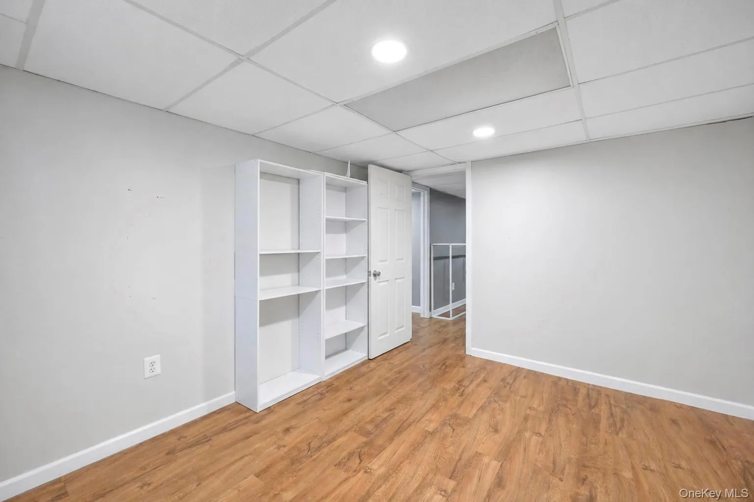 28 Mapleton Avenue, Brookhaven, NY, 3 Bedrooms Bedrooms, 6 Rooms Rooms,2 BathroomsBathrooms,Residential,For Rent,Mapleton,0,1037744 28 Mapleton Avenue, Brookhaven, NY, 3 Bedrooms Bedrooms, 6 Rooms Rooms,2 BathroomsBathrooms,Residential,For Rent,Mapleton,0,1037744