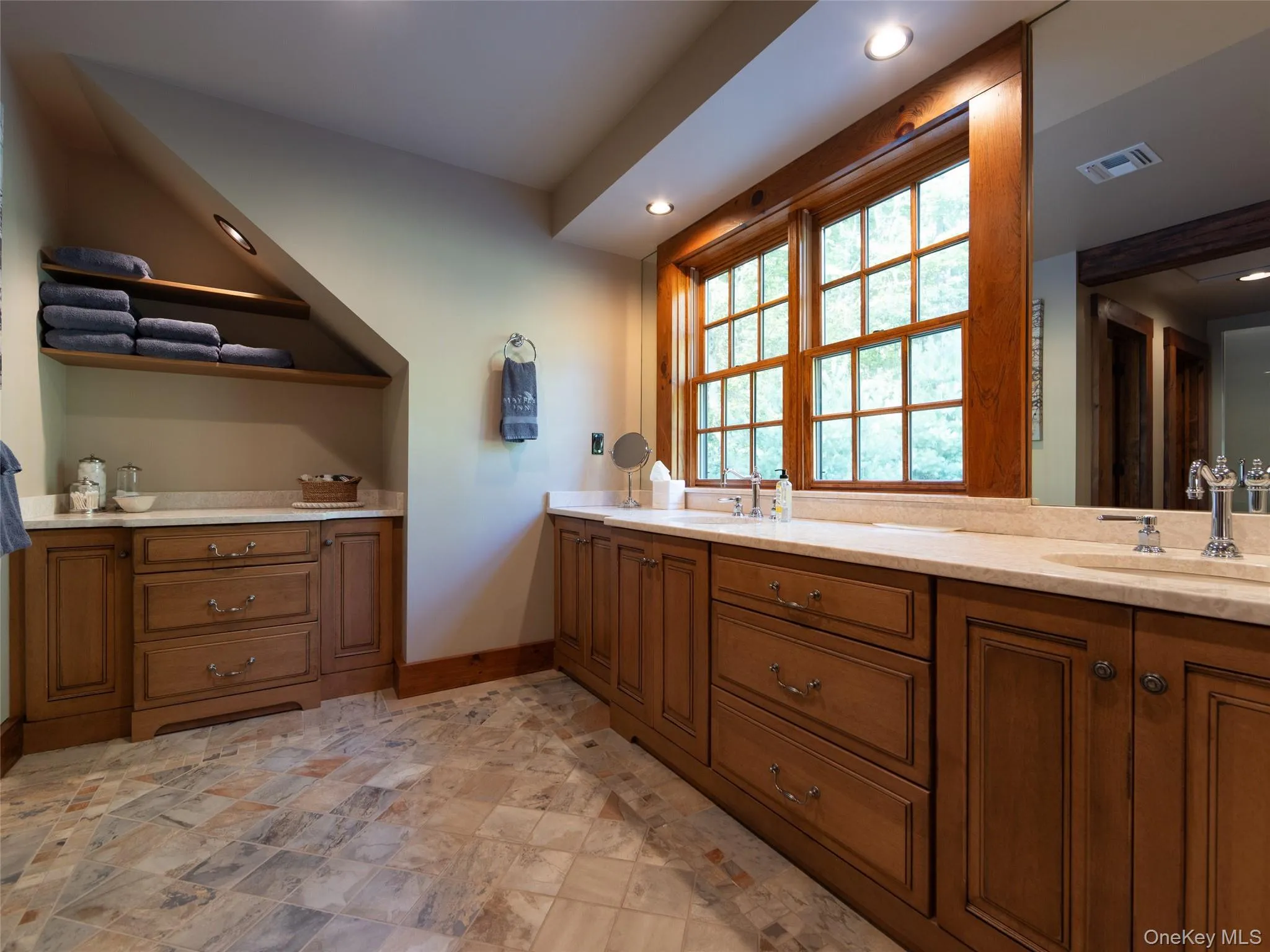 60 Top Ridge Trail, Bethel, NY, 4 Bedrooms Bedrooms, 19 Rooms Rooms,5 BathroomsBathrooms,Residential,For Rent,Top Ridge,0,1037747 60 Top Ridge Trail, Bethel, NY, 4 Bedrooms Bedrooms, 19 Rooms Rooms,5 BathroomsBathrooms,Residential,For Rent,Top Ridge,0,1037747