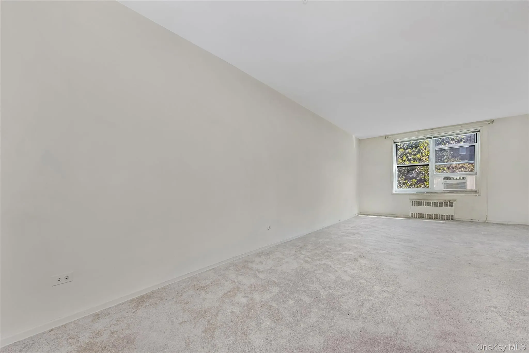112-20 72nd DRIVE, New York, NY, 1 Bedroom Bedrooms, 4 Rooms Rooms,1 BathroomBathrooms,Residential,For Rent,72nd DRIVE,0,1037749 112-20 72nd DRIVE, New York, NY, 1 Bedroom Bedrooms, 4 Rooms Rooms,1 BathroomBathrooms,Residential,For Rent,72nd DRIVE,0,1037749