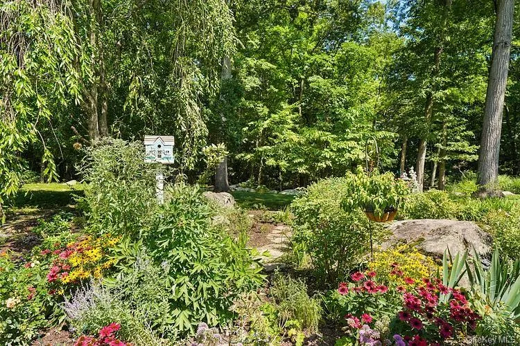 33 Peters Lane, Pound Ridge, NY, 5 Bedrooms Bedrooms, 10 Rooms Rooms,3 BathroomsBathrooms,Residential,For Rent,Peters,0,1037750 33 Peters Lane, Pound Ridge, NY, 5 Bedrooms Bedrooms, 10 Rooms Rooms,3 BathroomsBathrooms,Residential,For Rent,Peters,0,1037750