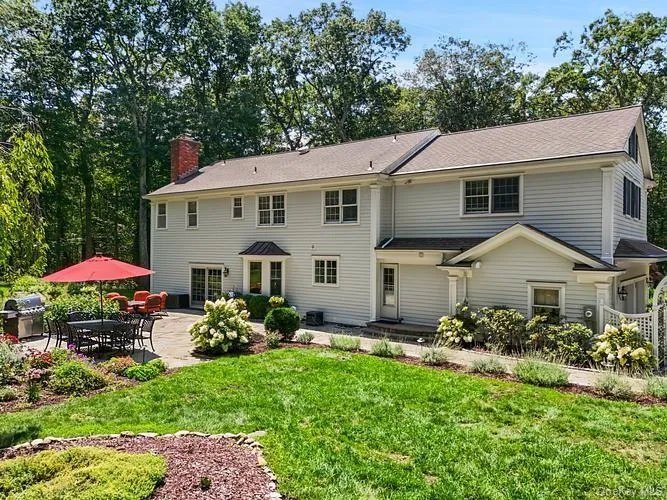 33 Peters Lane, Pound Ridge, NY, 5 Bedrooms Bedrooms, 10 Rooms Rooms,3 BathroomsBathrooms,Residential,For Rent,Peters,0,1037750 33 Peters Lane, Pound Ridge, NY, 5 Bedrooms Bedrooms, 10 Rooms Rooms,3 BathroomsBathrooms,Residential,For Rent,Peters,0,1037750