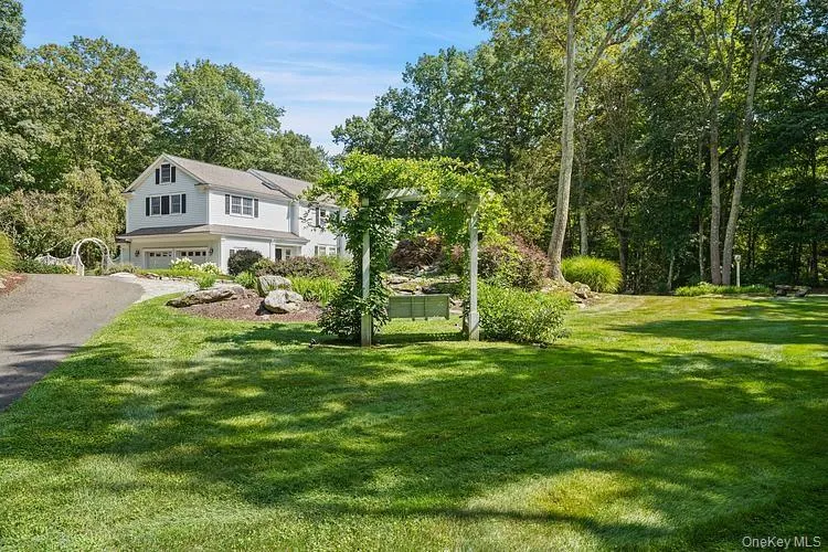 33 Peters Lane, Pound Ridge, NY, 5 Bedrooms Bedrooms, 10 Rooms Rooms,3 BathroomsBathrooms,Residential,For Rent,Peters,0,1037750 33 Peters Lane, Pound Ridge, NY, 5 Bedrooms Bedrooms, 10 Rooms Rooms,3 BathroomsBathrooms,Residential,For Rent,Peters,0,1037750