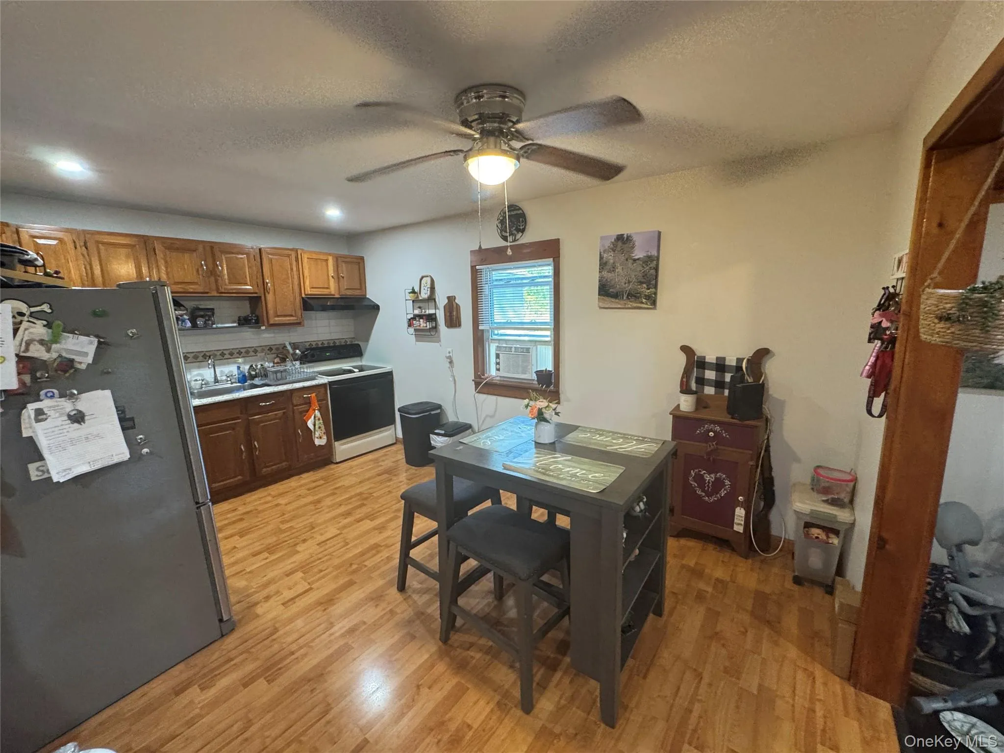 131 Ferndale Road, Liberty, NY, 2 Bedrooms Bedrooms, 5 Rooms Rooms,1 BathroomBathrooms,Residential,For Rent,Ferndale,0,1037754 131 Ferndale Road, Liberty, NY, 2 Bedrooms Bedrooms, 5 Rooms Rooms,1 BathroomBathrooms,Residential,For Rent,Ferndale,0,1037754