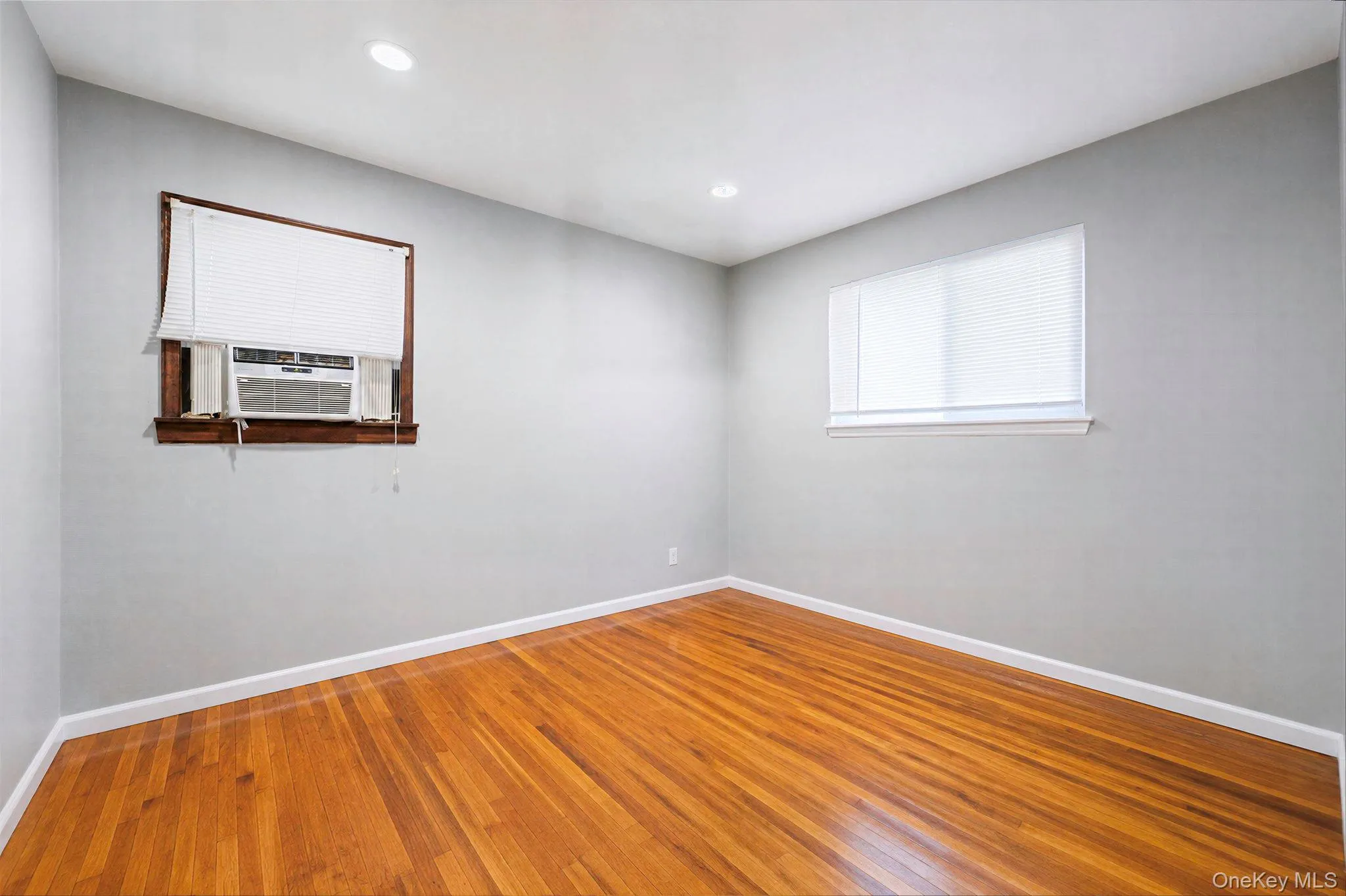 104 Utica Street, Islip, NY, 4 Bedrooms Bedrooms, 9 Rooms Rooms,2 BathroomsBathrooms,Residential,For Rent,Utica,0,1037761 104 Utica Street, Islip, NY, 4 Bedrooms Bedrooms, 9 Rooms Rooms,2 BathroomsBathrooms,Residential,For Rent,Utica,0,1037761
