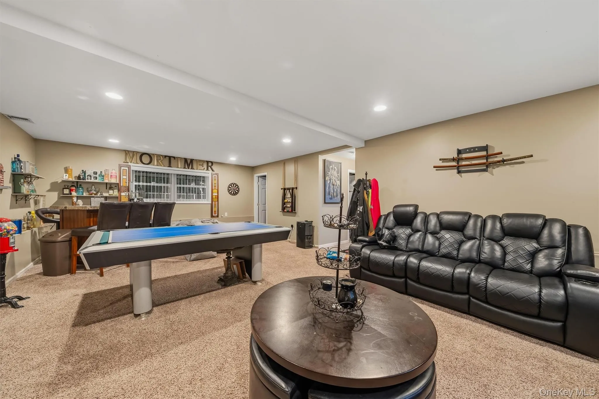 4 Ross Lane, Deerpark, NY, 3 Bedrooms Bedrooms, 7 Rooms Rooms,3 BathroomsBathrooms,Residential,For Rent,Ross,0,1037762 4 Ross Lane, Deerpark, NY, 3 Bedrooms Bedrooms, 7 Rooms Rooms,3 BathroomsBathrooms,Residential,For Rent,Ross,0,1037762