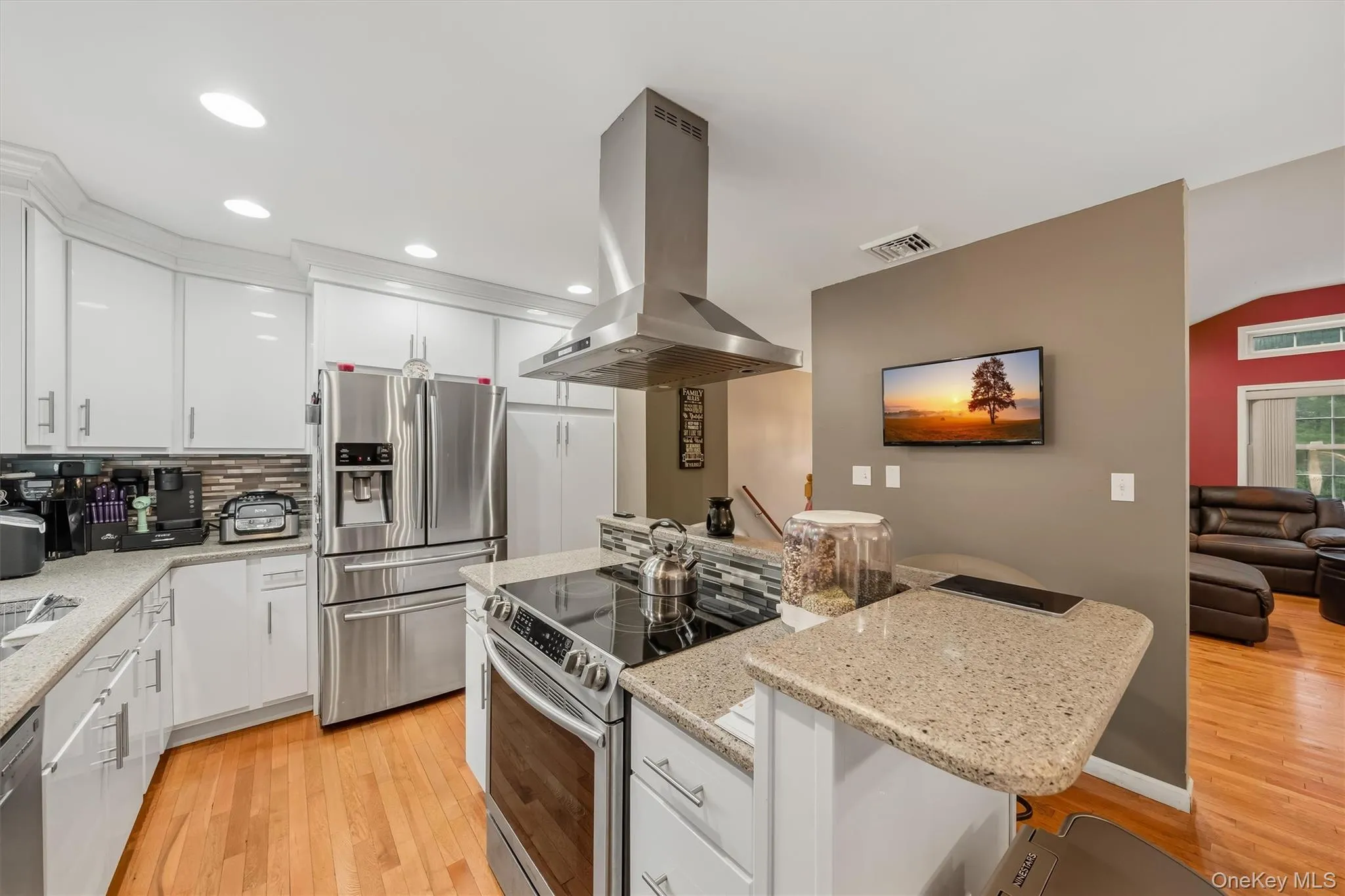 4 Ross Lane, Deerpark, NY, 3 Bedrooms Bedrooms, 7 Rooms Rooms,3 BathroomsBathrooms,Residential,For Rent,Ross,0,1037762 4 Ross Lane, Deerpark, NY, 3 Bedrooms Bedrooms, 7 Rooms Rooms,3 BathroomsBathrooms,Residential,For Rent,Ross,0,1037762