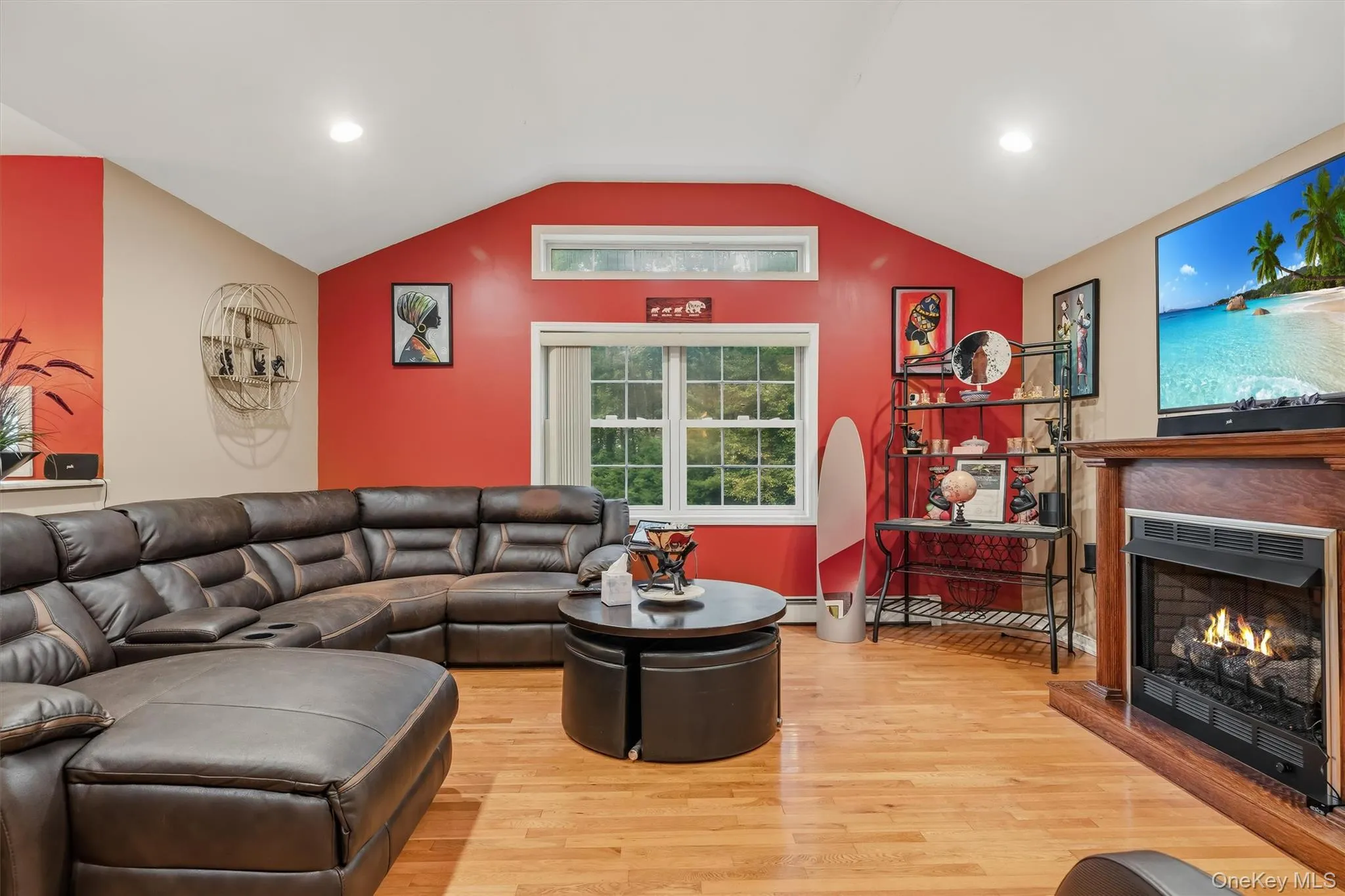 4 Ross Lane, Deerpark, NY, 3 Bedrooms Bedrooms, 7 Rooms Rooms,3 BathroomsBathrooms,Residential,For Rent,Ross,0,1037762 4 Ross Lane, Deerpark, NY, 3 Bedrooms Bedrooms, 7 Rooms Rooms,3 BathroomsBathrooms,Residential,For Rent,Ross,0,1037762