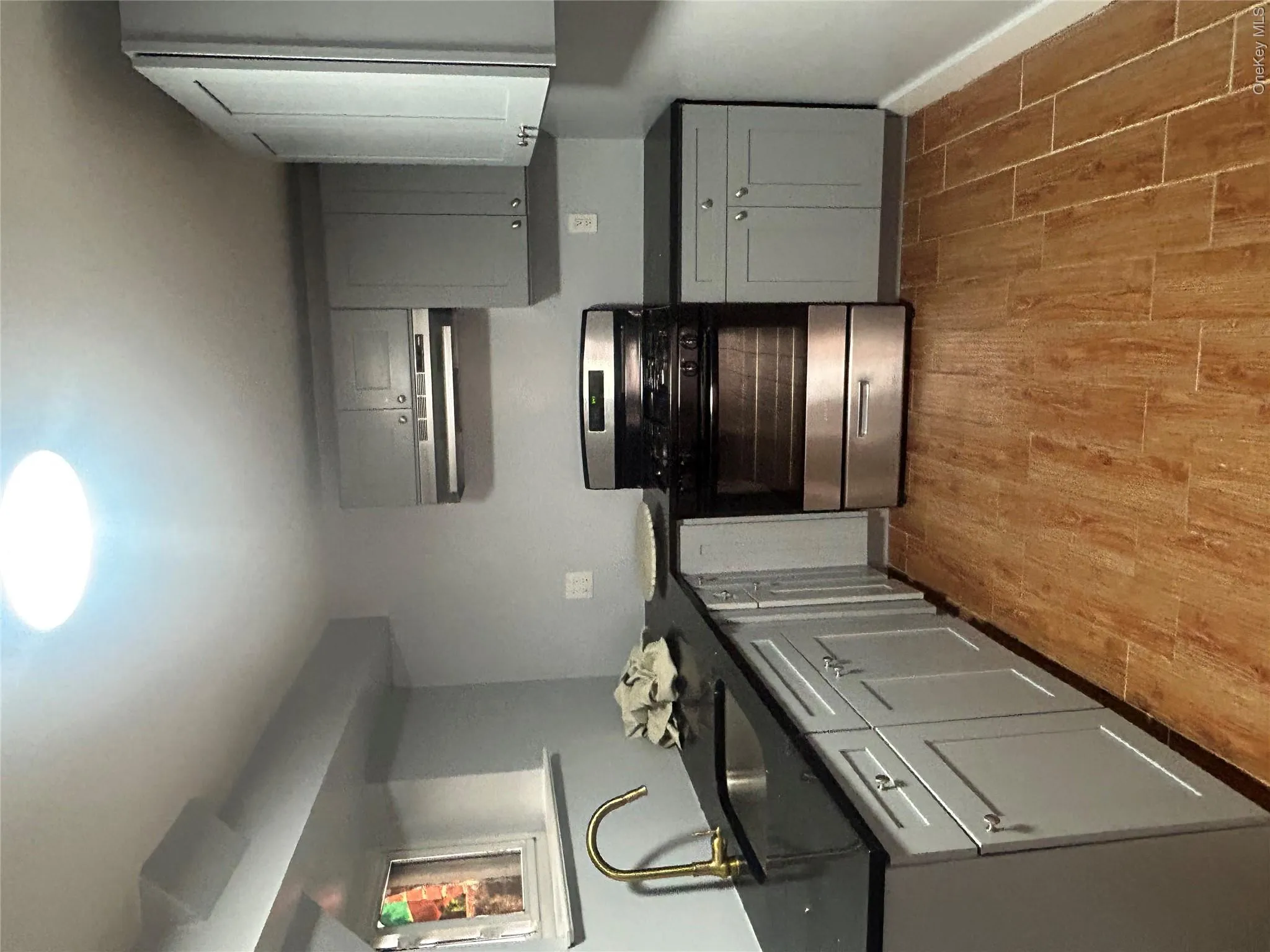 137 Woodlawn Avenue, Yonkers, NY, 1 Bedroom Bedrooms, 3 Rooms Rooms,1 BathroomBathrooms,Residential Lease,For Rent,Woodlawn,0,1037764 137 Woodlawn Avenue, Yonkers, NY, 1 Bedroom Bedrooms, 3 Rooms Rooms,1 BathroomBathrooms,Residential Lease,For Rent,Woodlawn,0,1037764