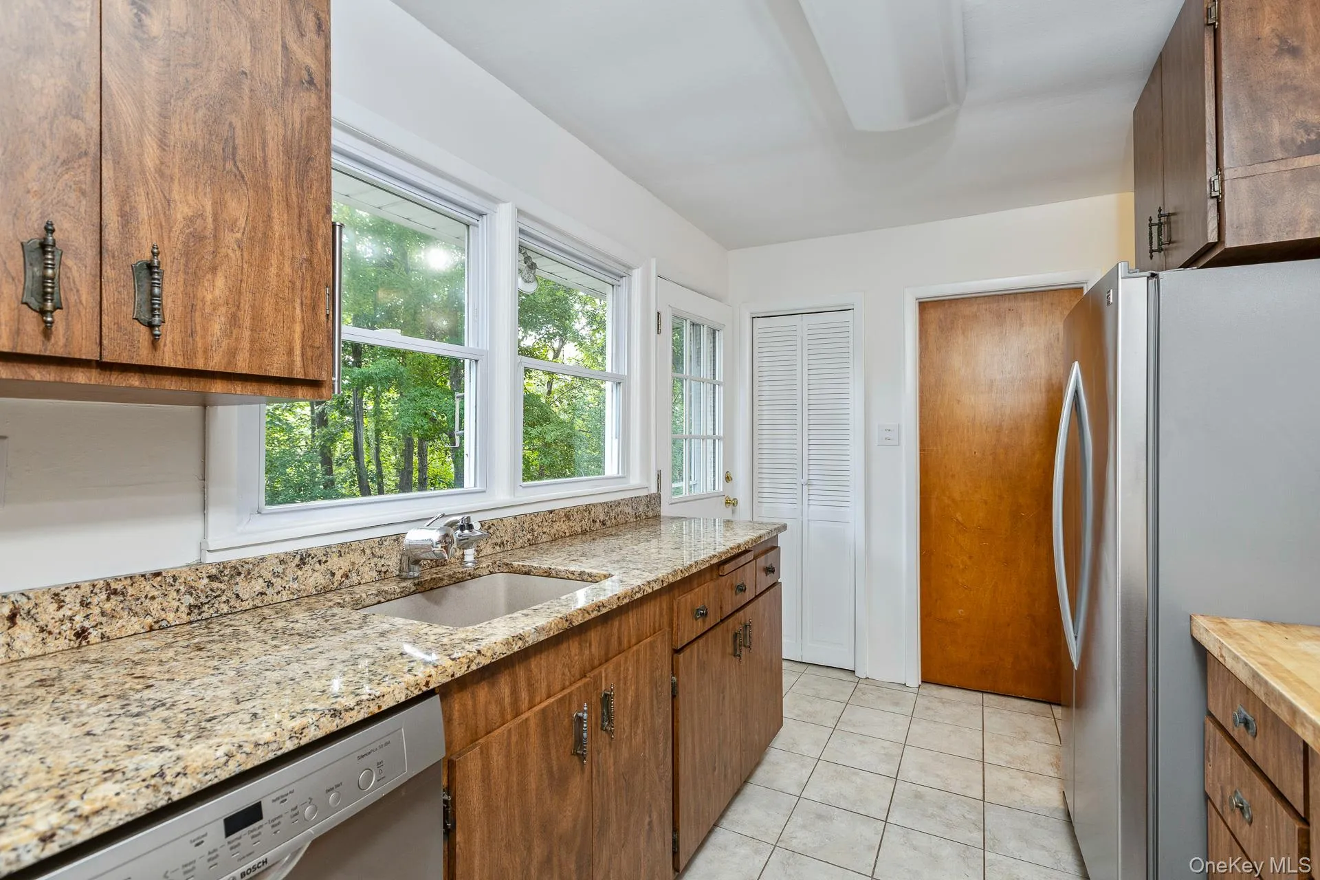 69 Herod Point Road, Riverhead, NY, 3 Bedrooms Bedrooms, 6 Rooms Rooms,1 BathroomBathrooms,Residential,For Rent,Herod Point,0,1037765 69 Herod Point Road, Riverhead, NY, 3 Bedrooms Bedrooms, 6 Rooms Rooms,1 BathroomBathrooms,Residential,For Rent,Herod Point,0,1037765