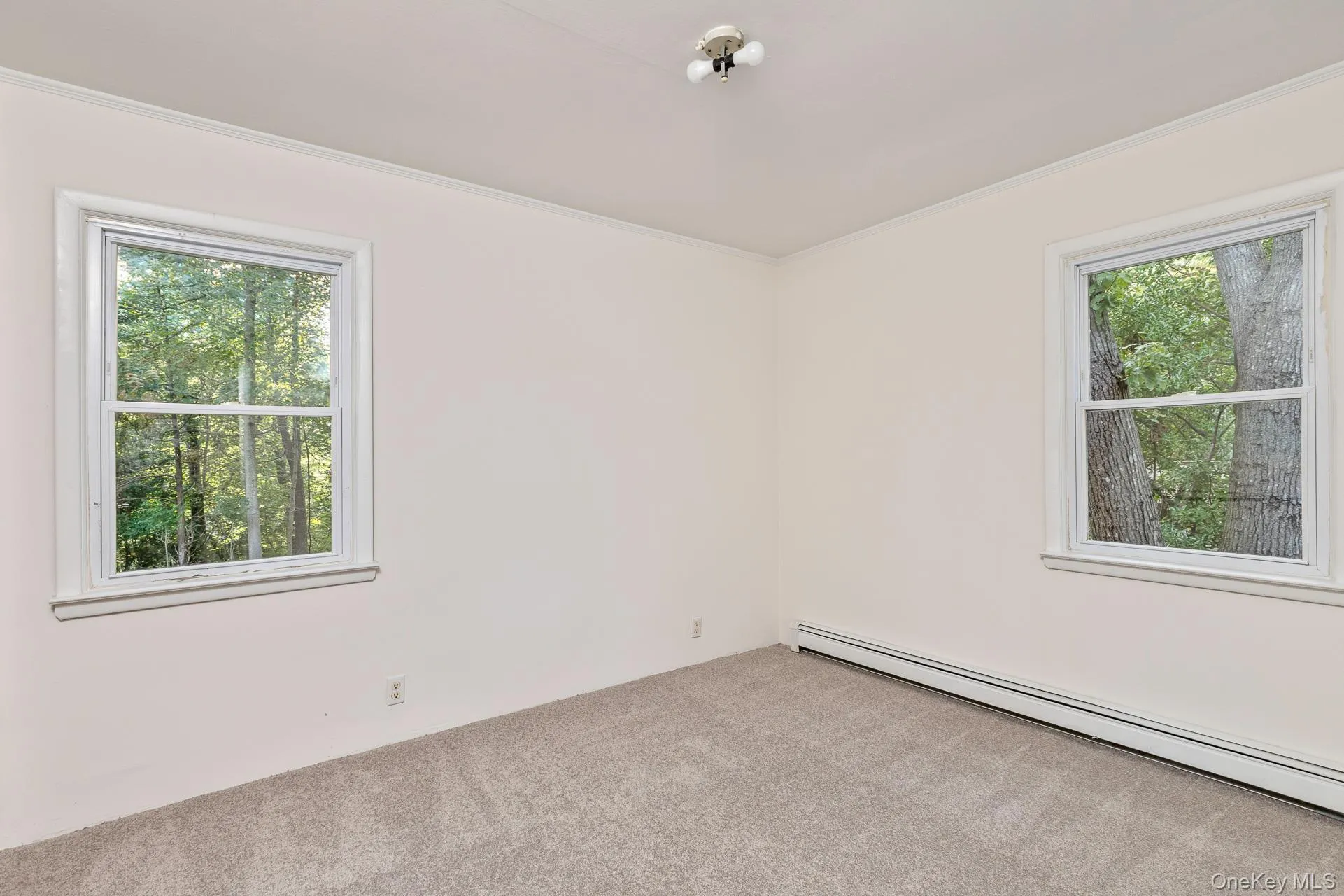 69 Herod Point Road, Riverhead, NY, 3 Bedrooms Bedrooms, 6 Rooms Rooms,1 BathroomBathrooms,Residential,For Rent,Herod Point,0,1037765 69 Herod Point Road, Riverhead, NY, 3 Bedrooms Bedrooms, 6 Rooms Rooms,1 BathroomBathrooms,Residential,For Rent,Herod Point,0,1037765