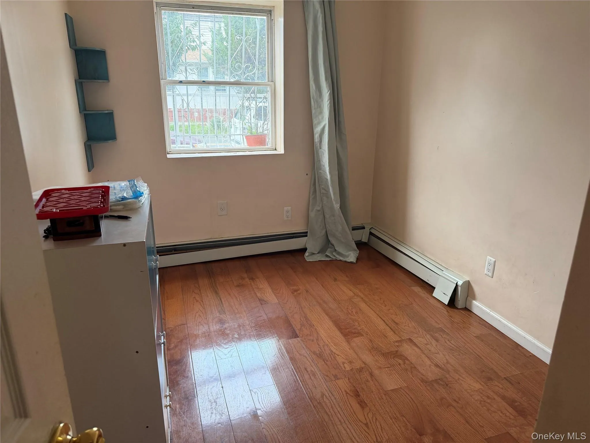 16870 93rd Avenue, New York, NY, 4 Bedrooms Bedrooms, 8 Rooms Rooms,2 BathroomsBathrooms,Residential Lease,For Rent,93rd,0,1037770 16870 93rd Avenue, New York, NY, 4 Bedrooms Bedrooms, 8 Rooms Rooms,2 BathroomsBathrooms,Residential Lease,For Rent,93rd,0,1037770